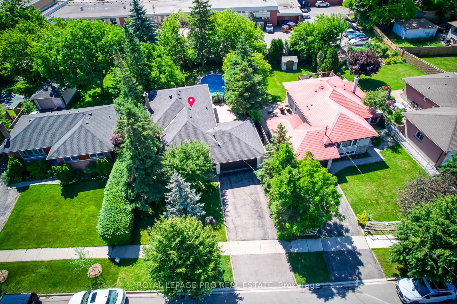 598 Wildwood Drive, Oakville, ON L6K 1V3 photo 2