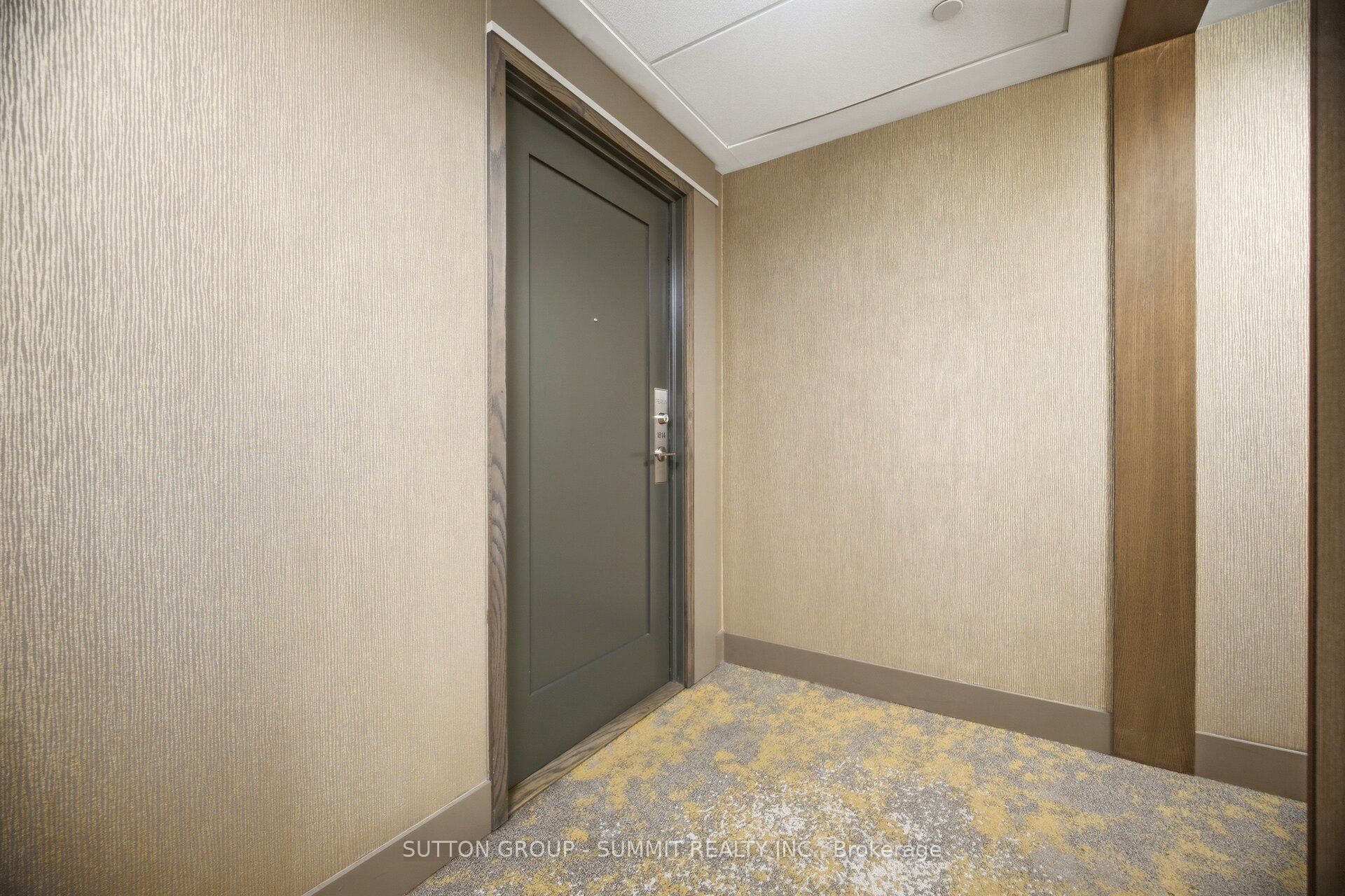 35 Watergarden Drive 1814, Mississauga, ON L5R 0G8 photo 4