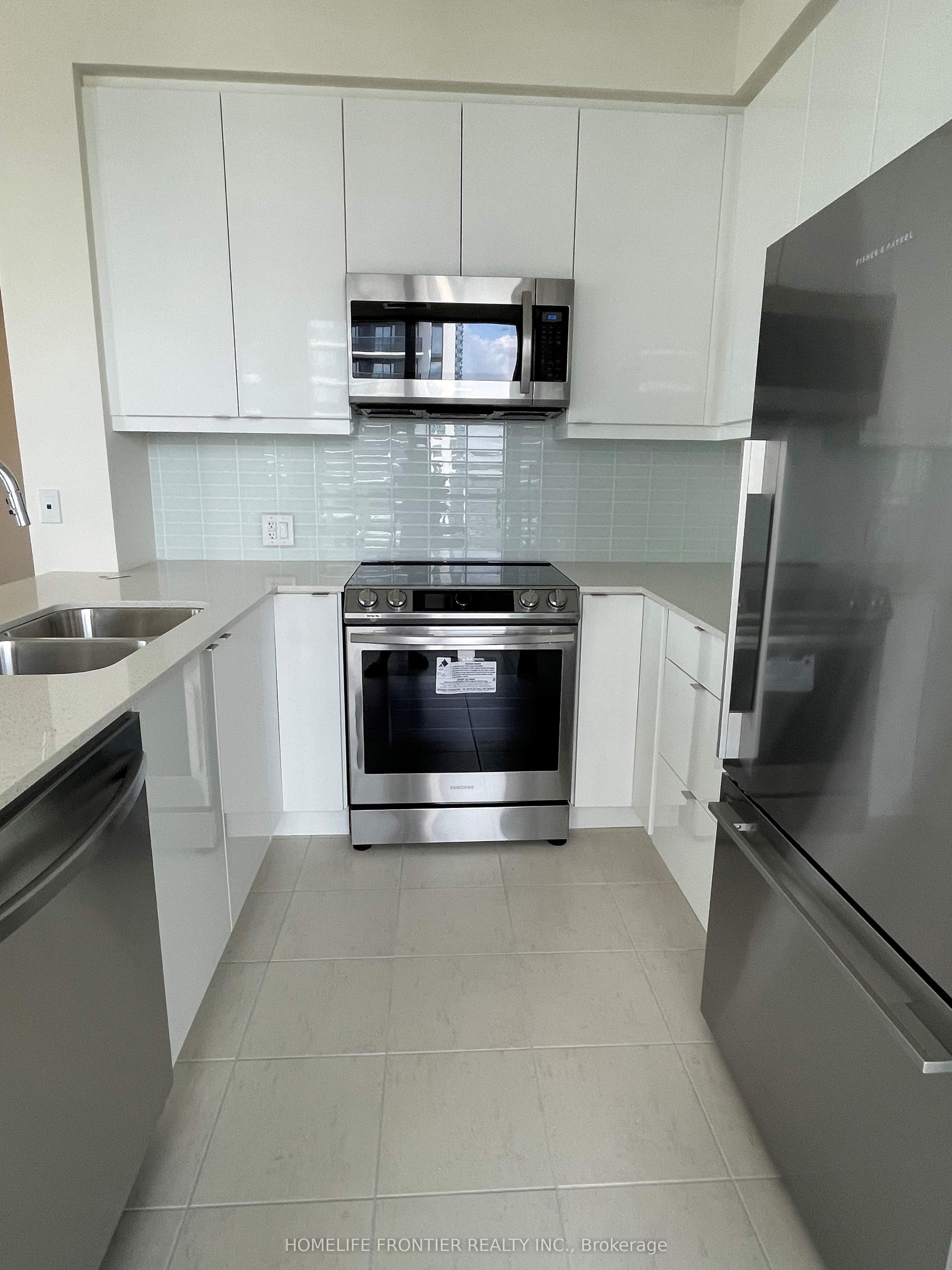 50 S Thomas Riley Road SE 517, Toronto, ON M9N 0C5 photo 2