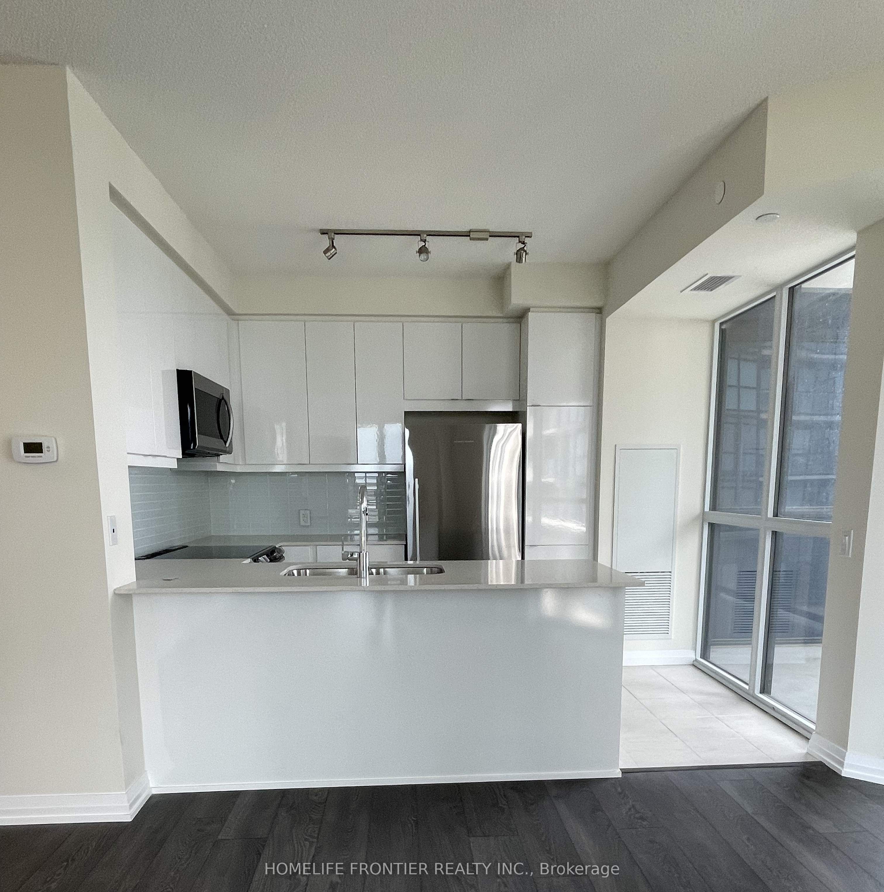 50 S Thomas Riley Road SE 517, Toronto, ON M9N 0C5 photo 3