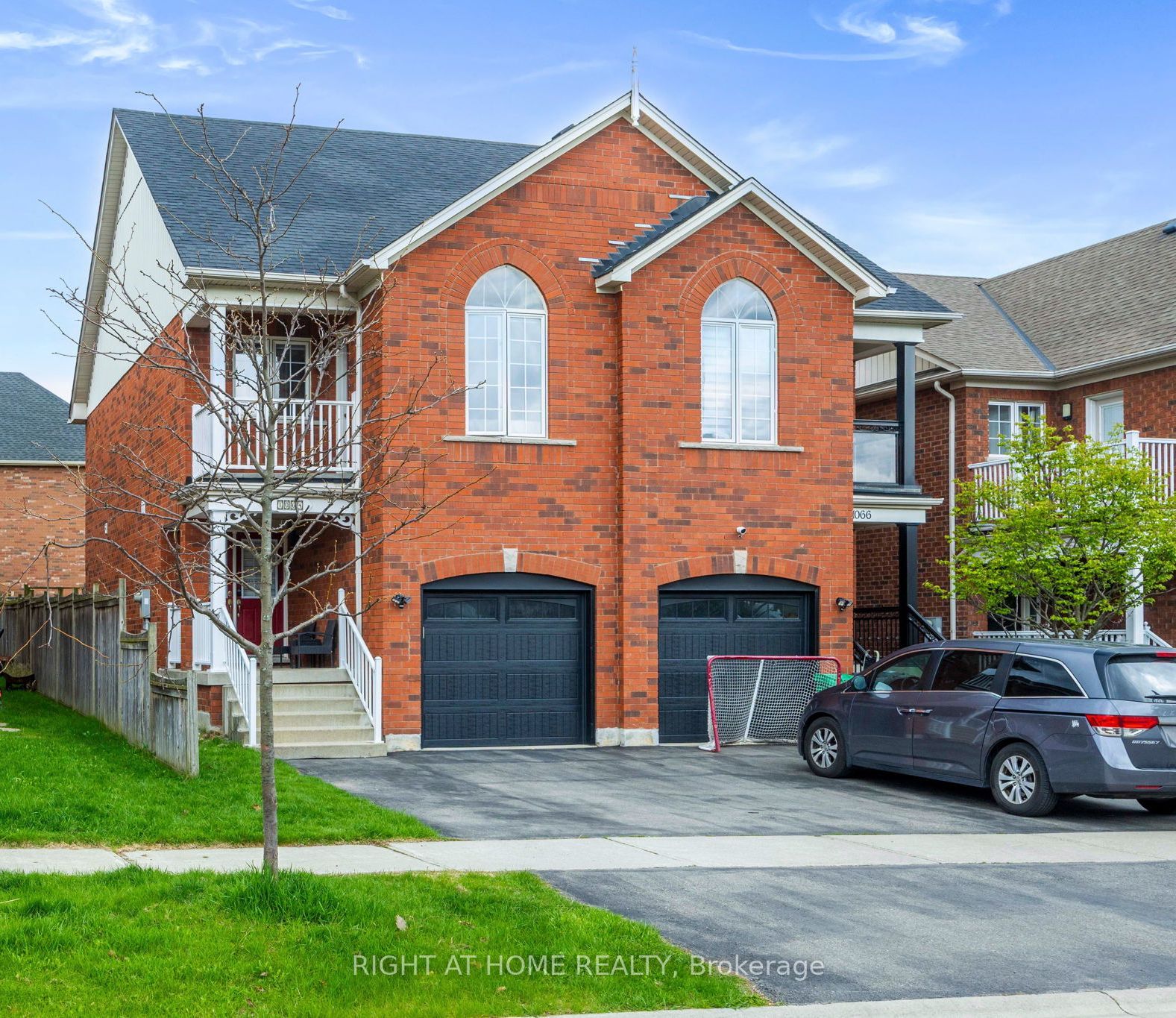 1064 Pepperidge Cross, Mississauga, ON L5W 1J5