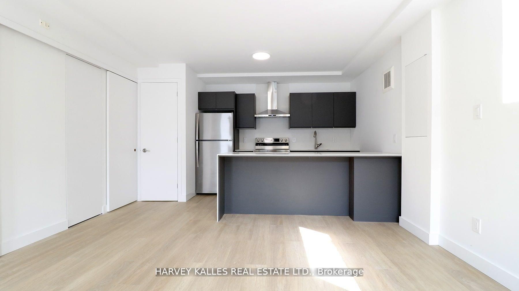 23 Cannon Road 7, Toronto, ON M8Y 1R8 photo 4