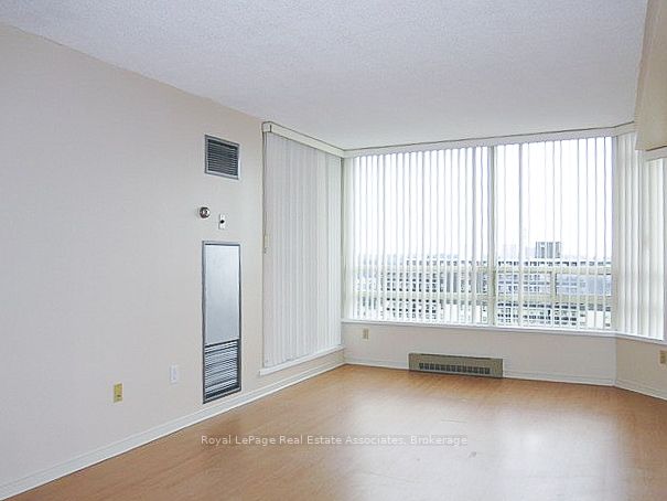 75 King Street E 1503, Mississauga, ON L5A 4G5