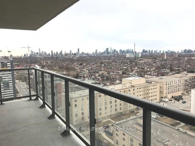 1420 Dupont Street 2303, Toronto, ON M6H 0B6 photo 2