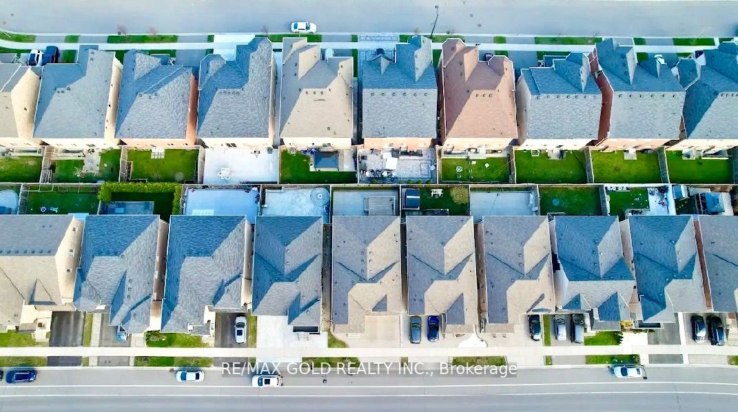 298 Etheridge Avenue, Milton, ON L9E 1H7 photo 5