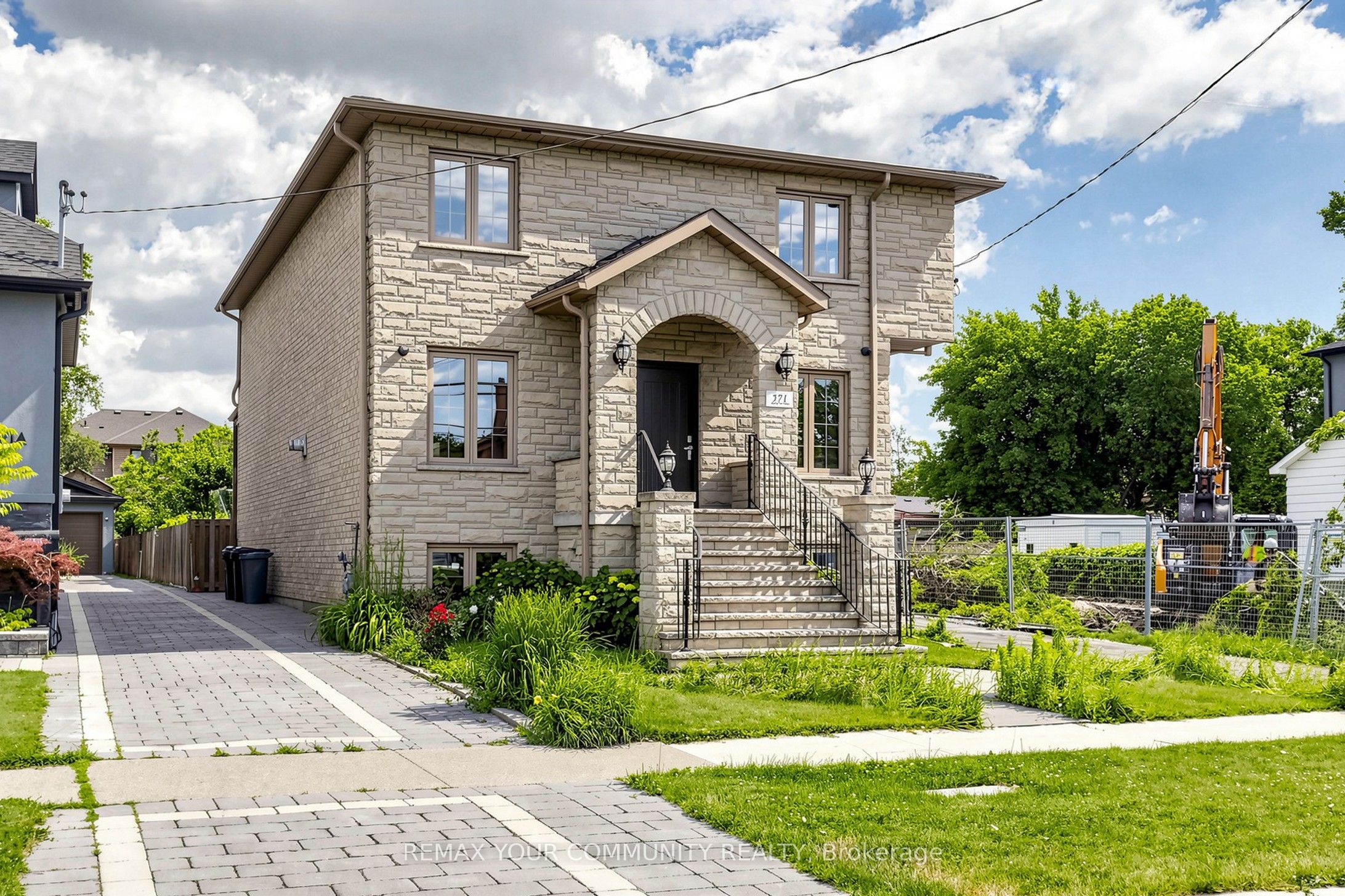 171 Beta Street, Toronto, ON M8W 4H5 photo 2
