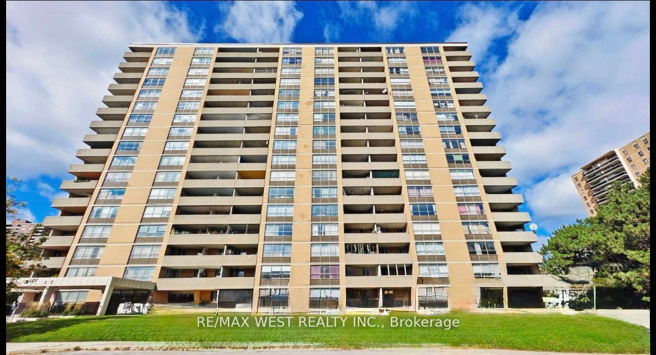 40 Panorama Court 106, Toronto, ON M9V 4M1