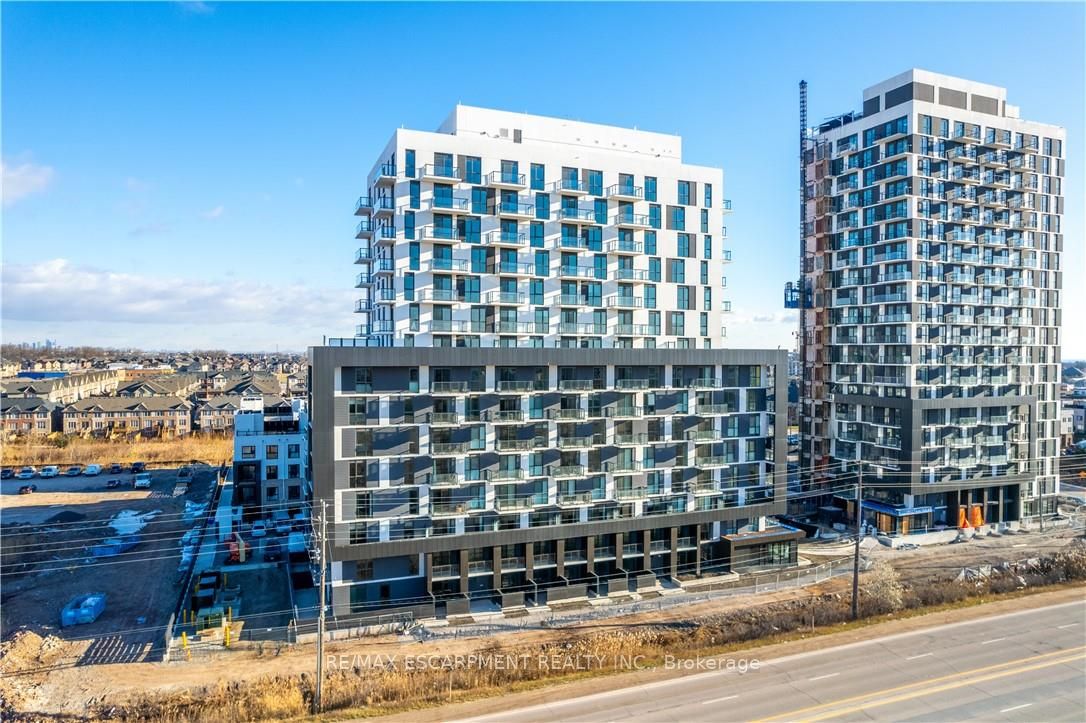 345 Wheat Boom Drive 906, Oakville, ON L6H 7X4