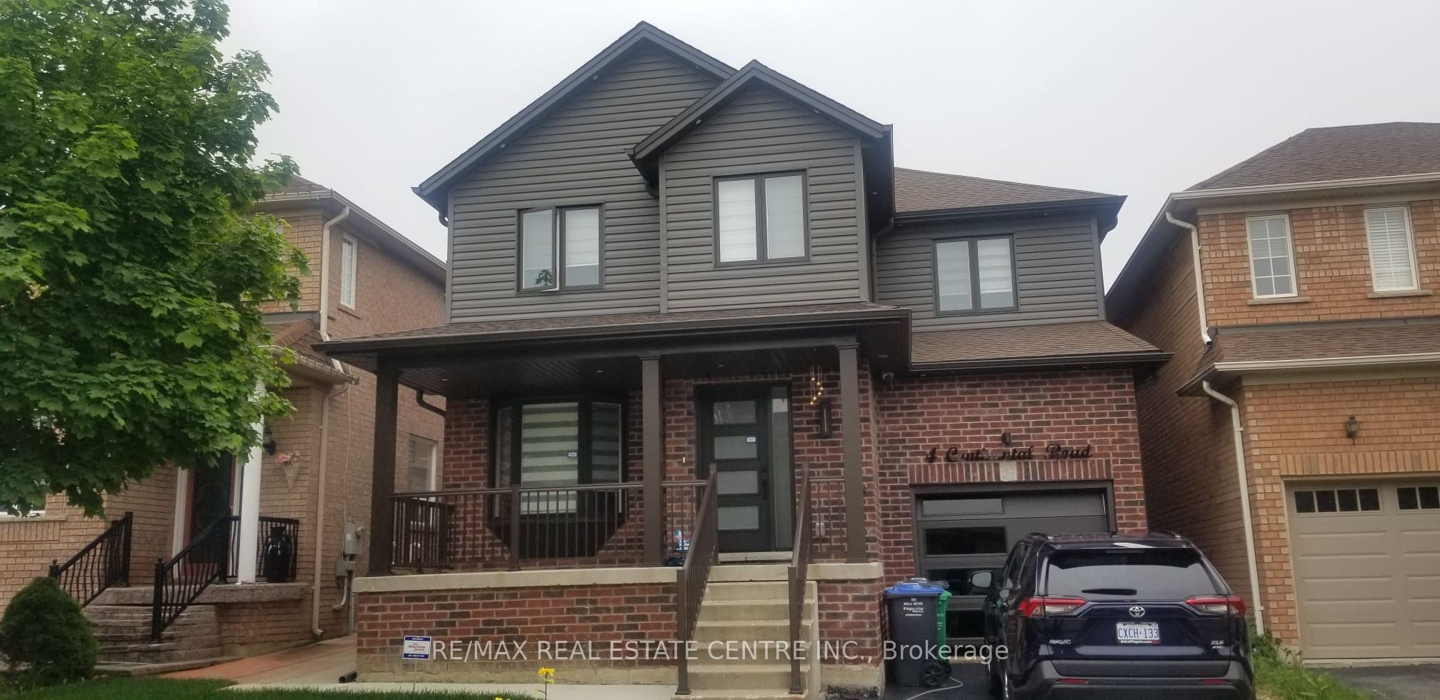4 Continental Road W, Brampton, ON L7A 2H5