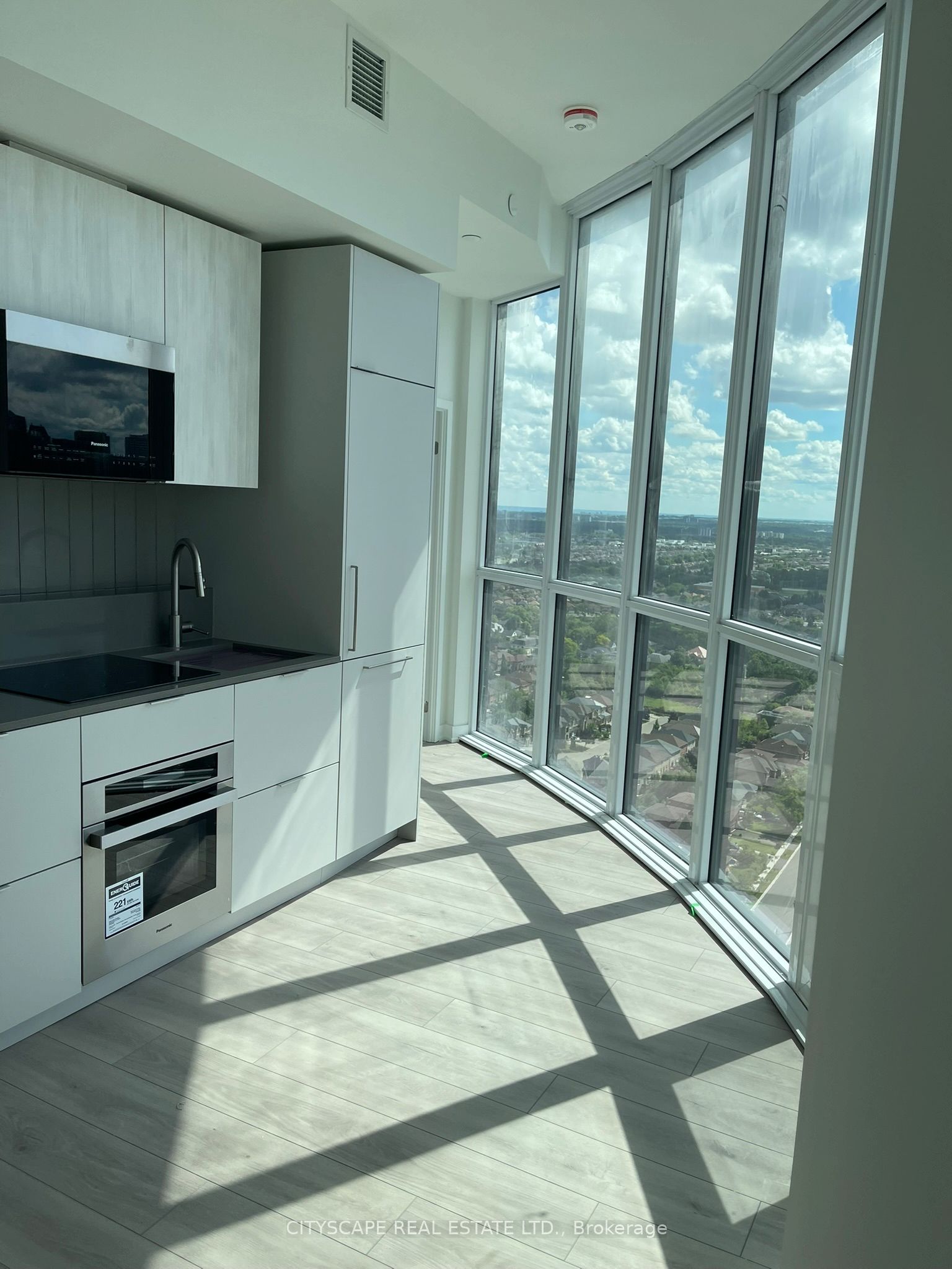 1 Fairview Road E 3109, Mississauga, ON L5A 0B4 photo 5