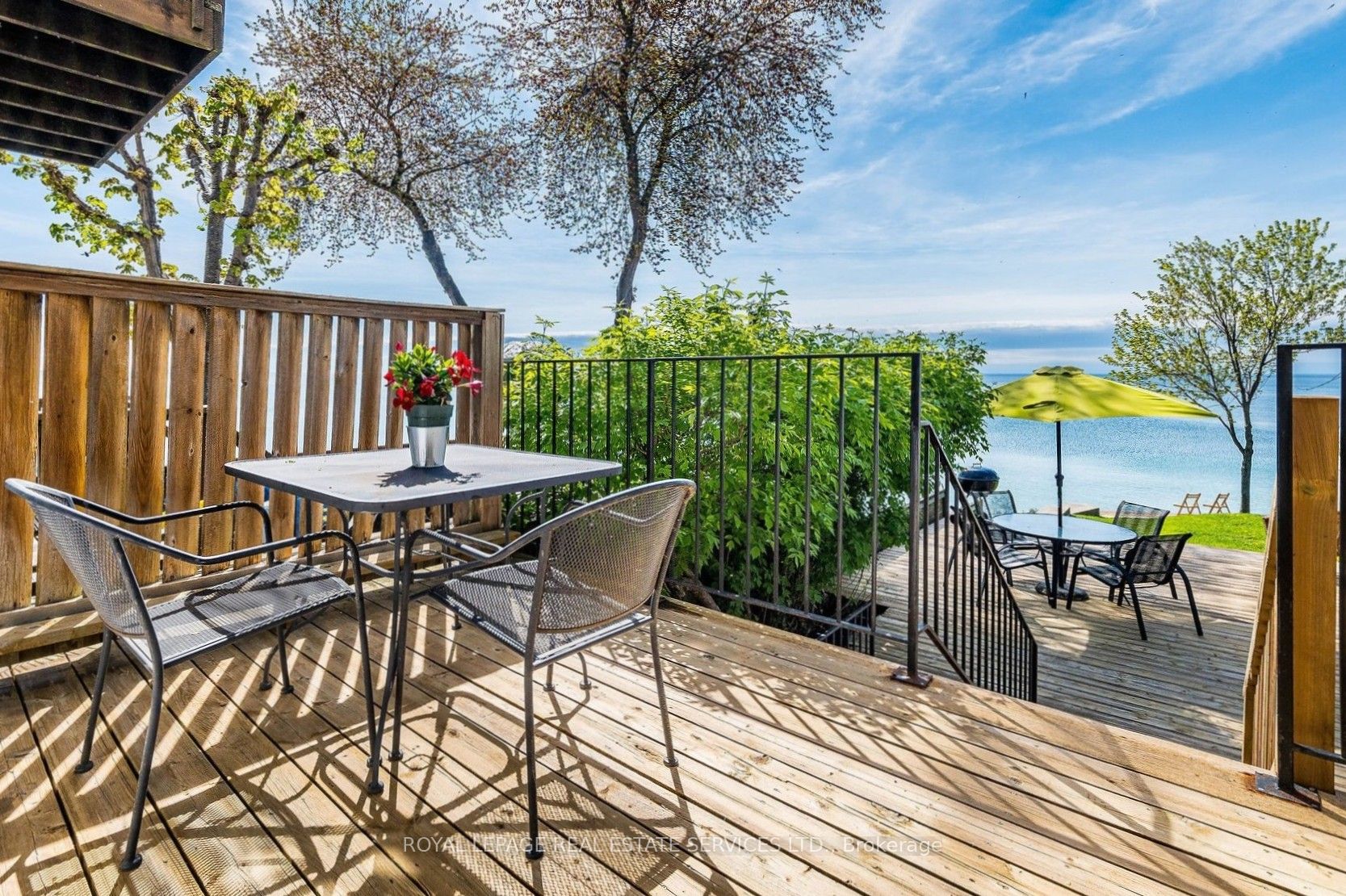 11A Lake Shore Drive, Toronto, ON M8V 1Y9 photo 2