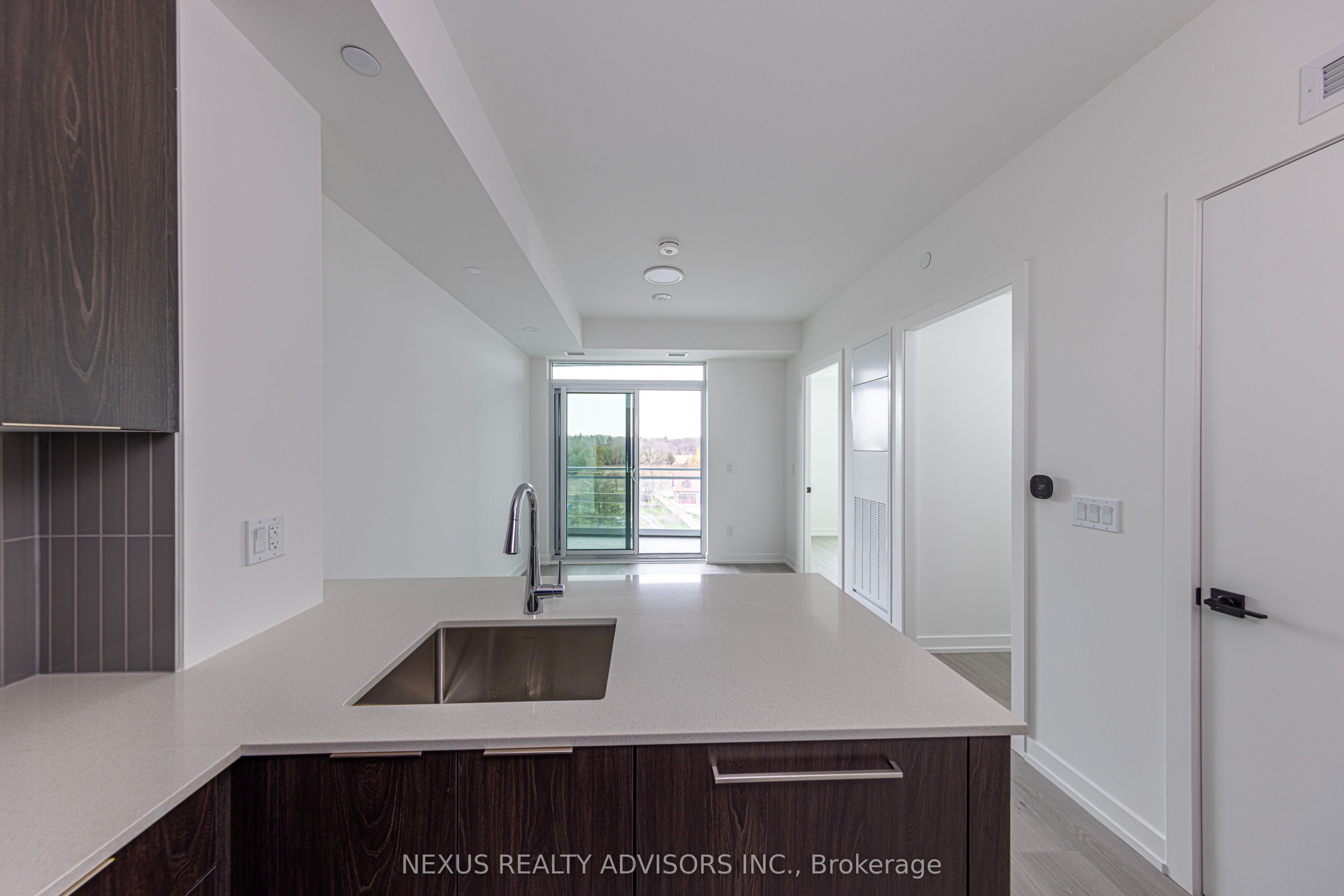 2501 Saw Whet Boulevard 529, Oakville, ON L6M 5N2 photo 3