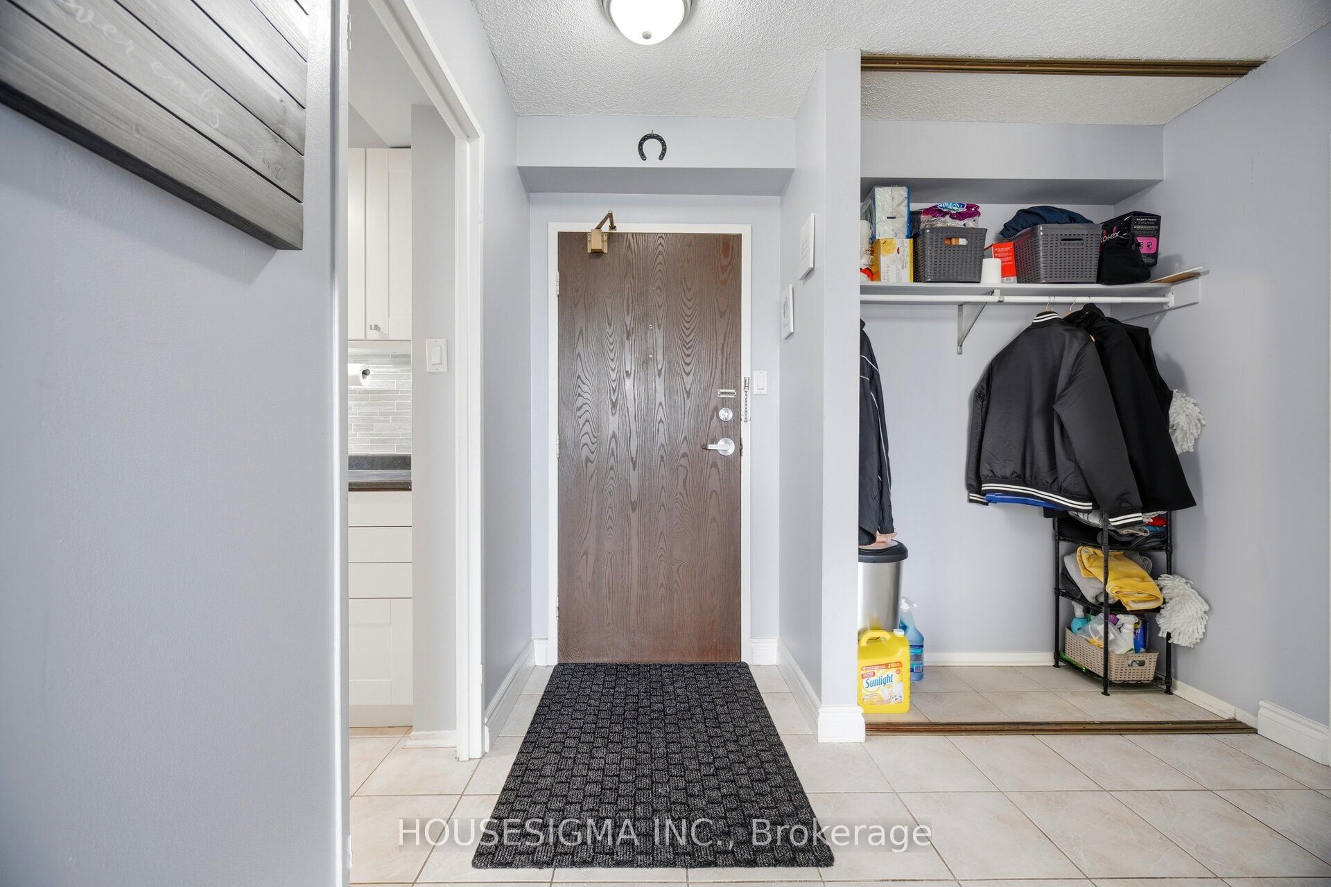 2929 Aquitaine Avenue 408, Mississauga, ON L5N 2C7 photo 4