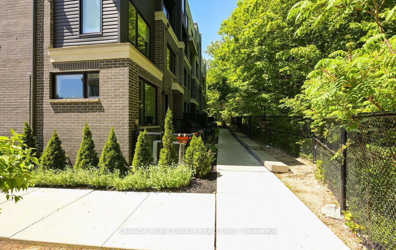 3492 Widdicombe Way 12, Mississauga, ON L5L 0B8 photo 3