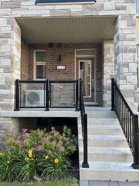 15 Fieldridge Crescent 1, Brampton, ON L6R 4G6 photo 2