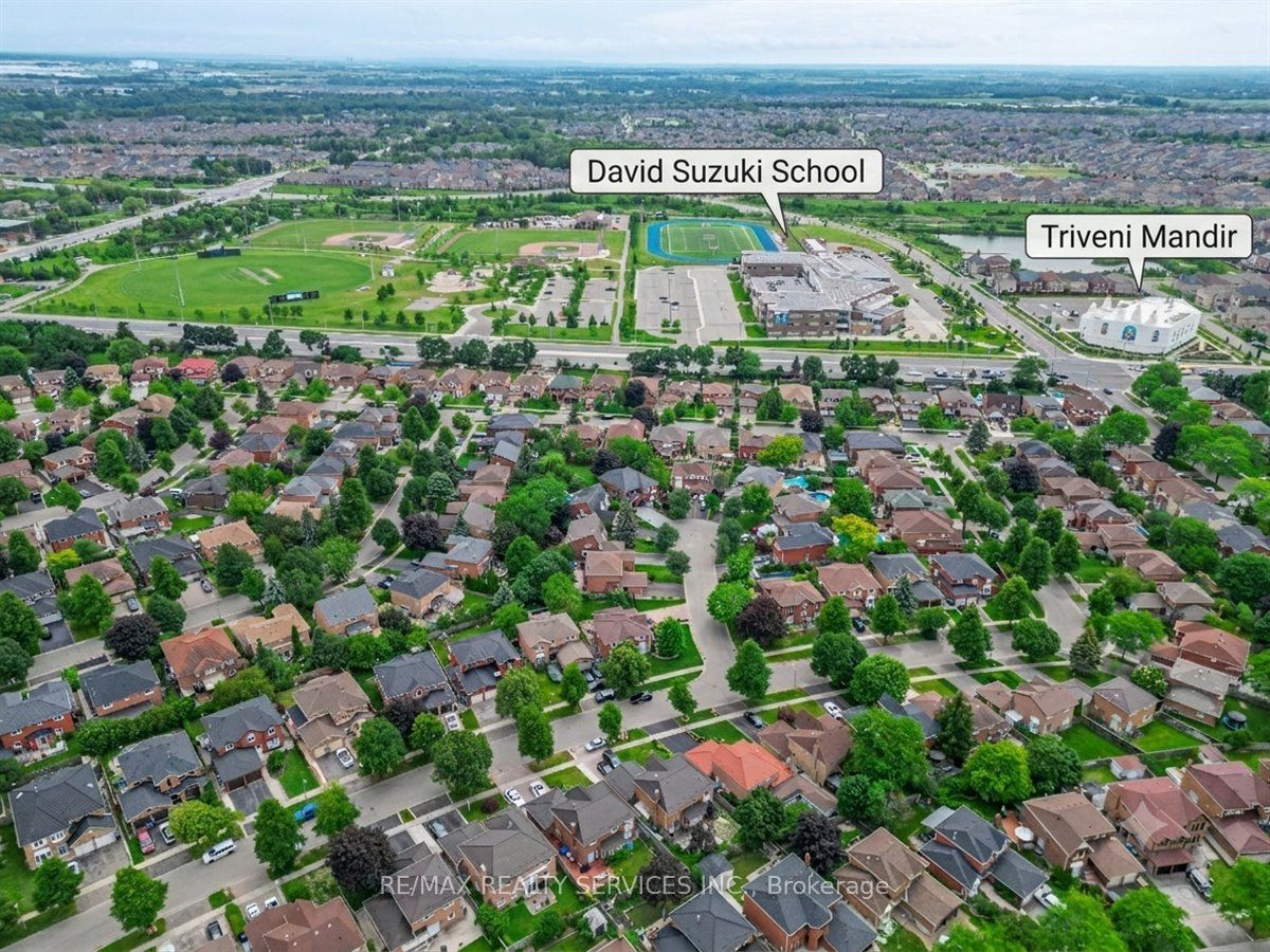 29 Brydon Crescent, Brampton, ON L6X 3K2 photo 3