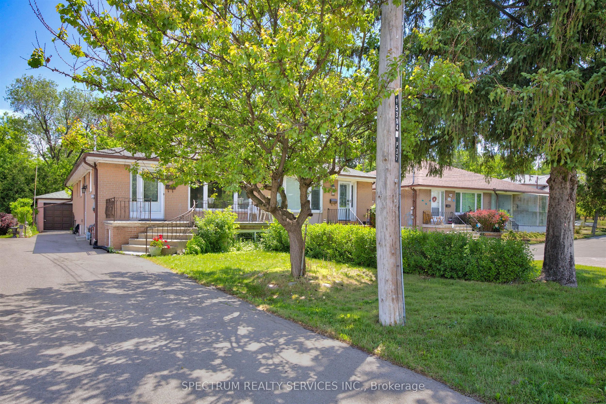 37 Newlin Crescent, Toronto, ON M3L 1X5 photo 5
