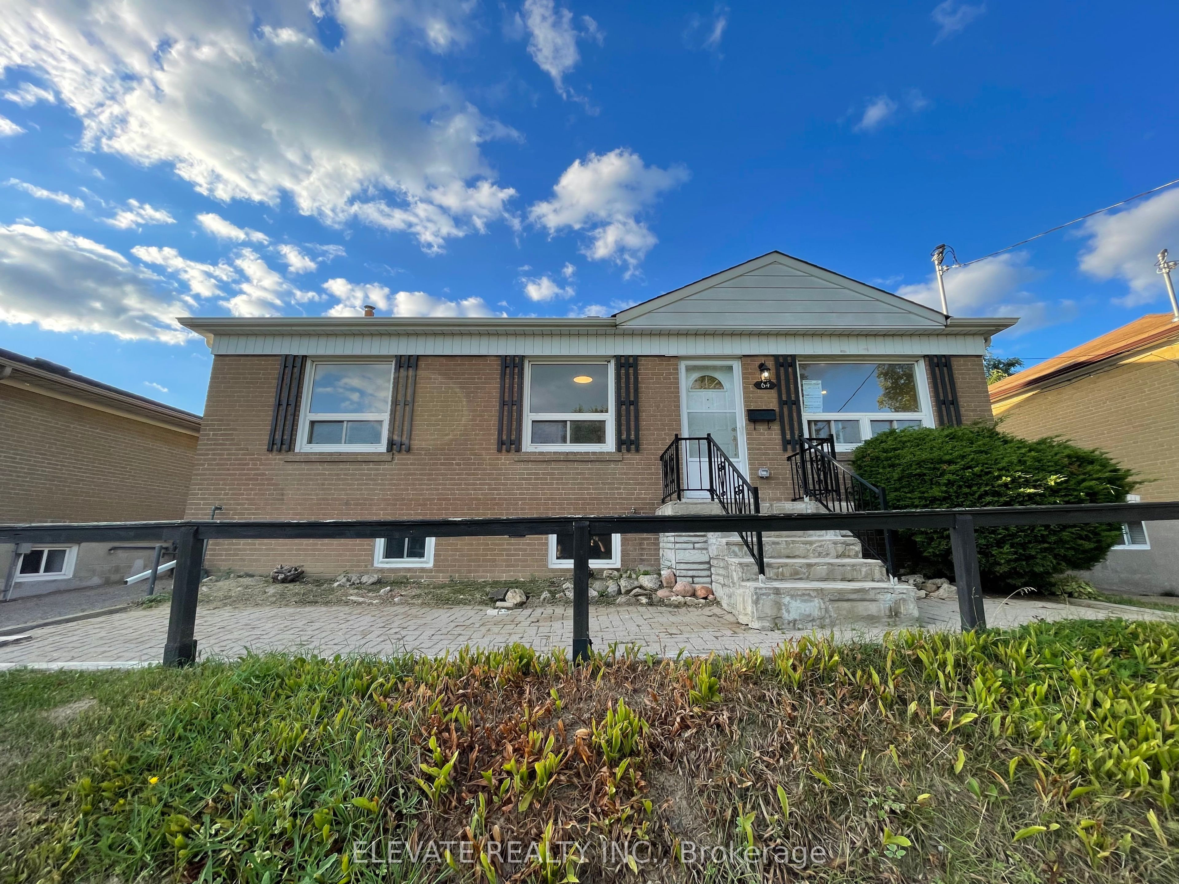 64 Nash Drive, Toronto, ON M3M 2L5