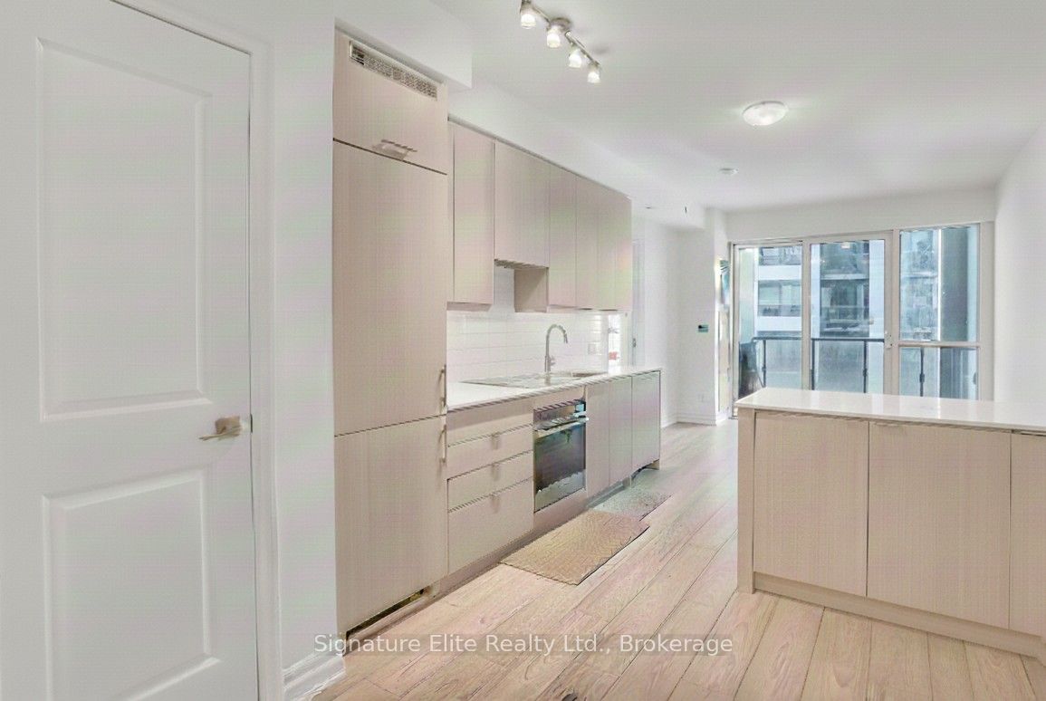 36 Elm Drive 3402, Mississauga, ON L5B 0N3 photo 2