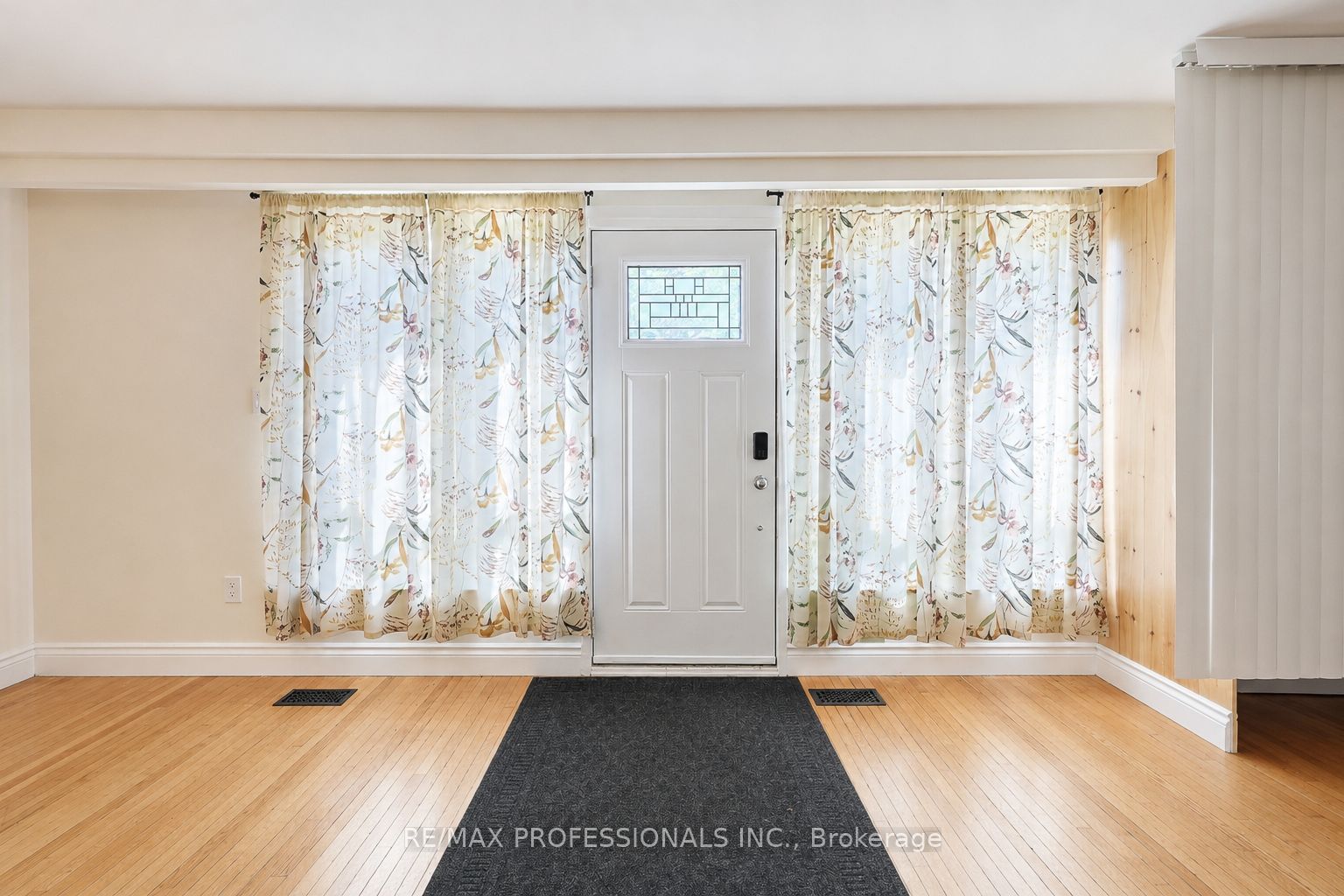 160 Carsbrooke Road 20, Toronto, ON M9C 1G9 photo 3