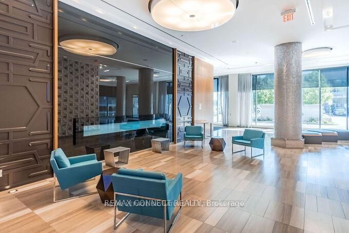 36 Park Lawn Road 2501, Toronto, ON M8Y 3H8 photo 4