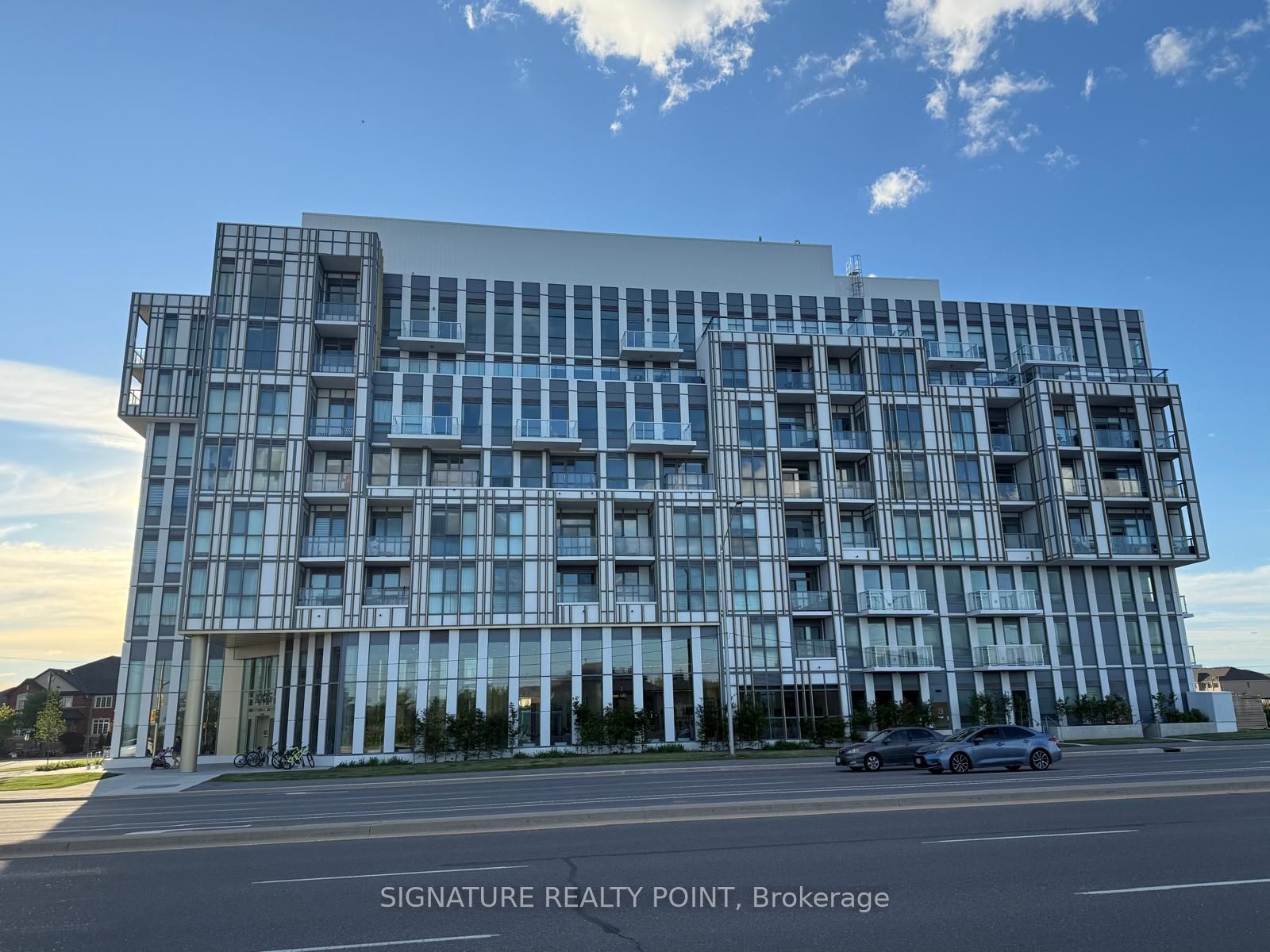 1005 Dundas Street E 227, Oakville, ON L6H 8C7 photo 2