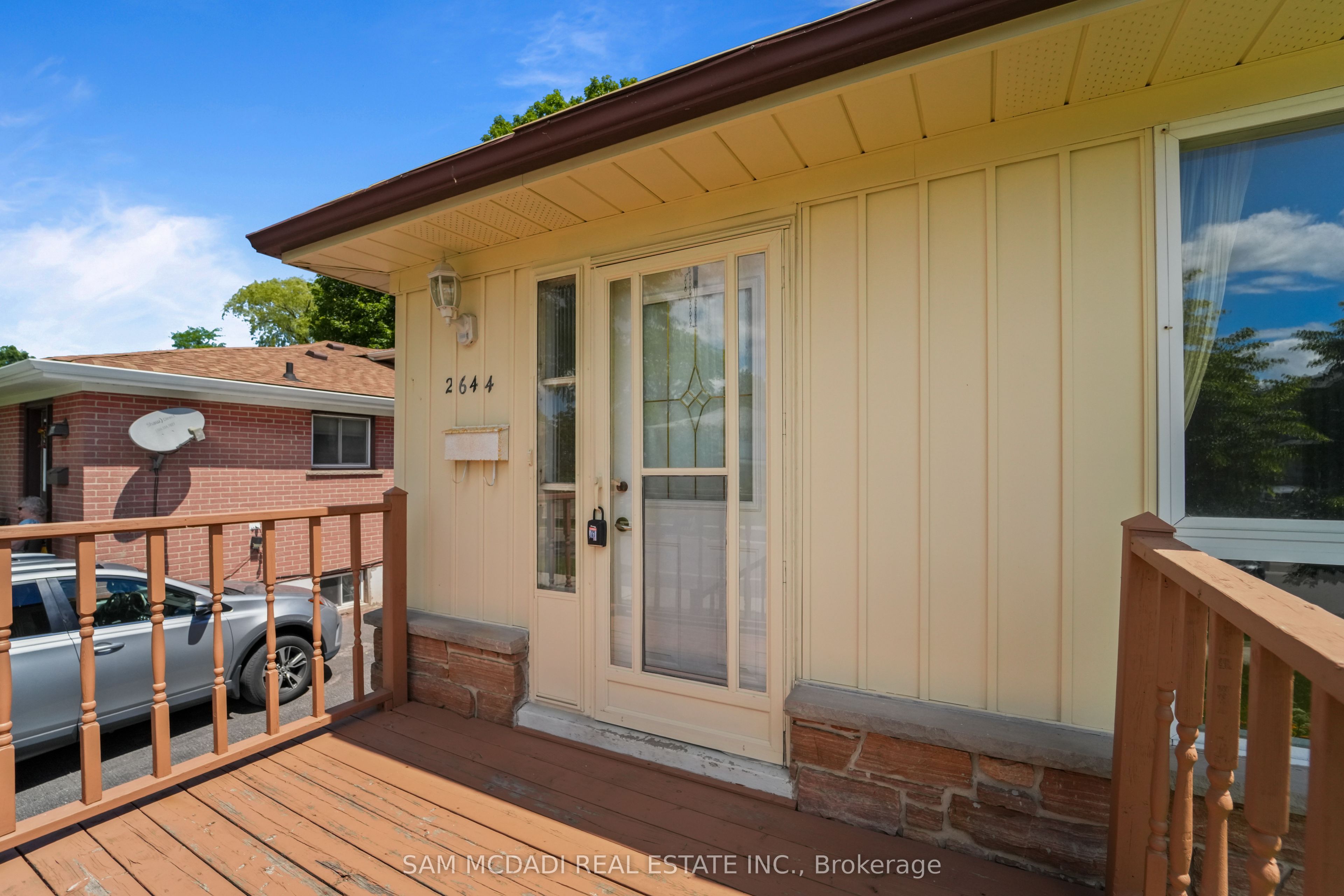 2644 Altadena Court, Mississauga, ON L5K 1G2 photo 4