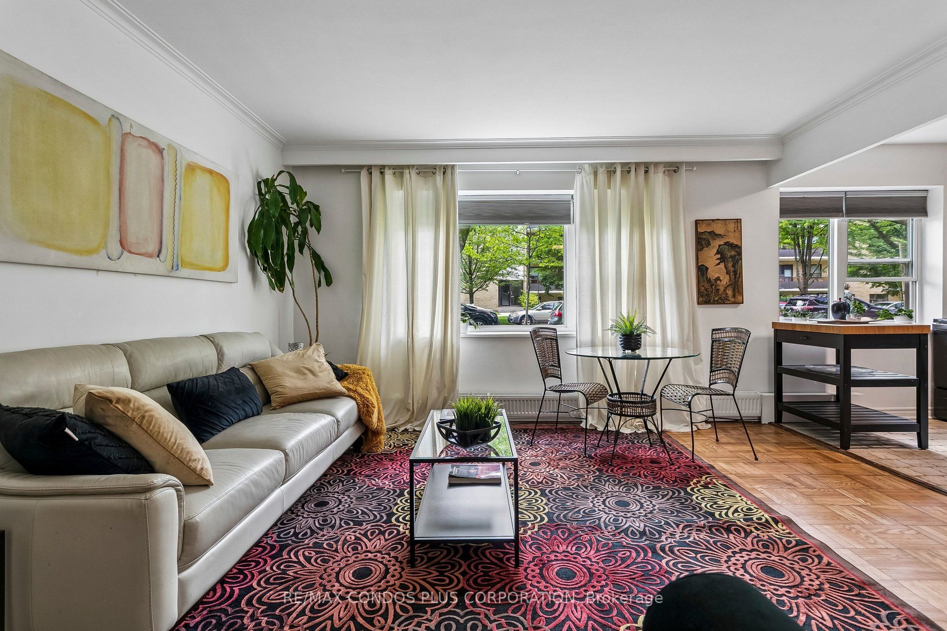 185 Stephen Drive 101, Toronto, ON M8Y 3N5