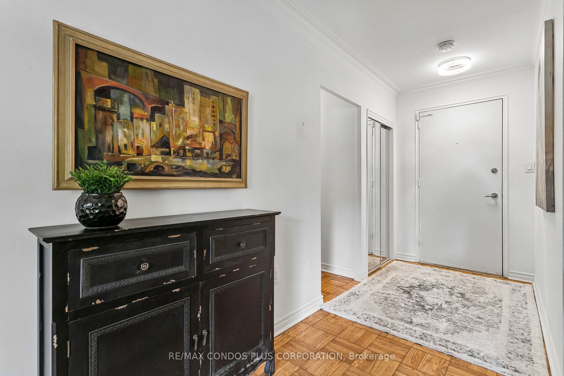185 Stephen Drive 101, Toronto, ON M8Y 3N5 photo 4