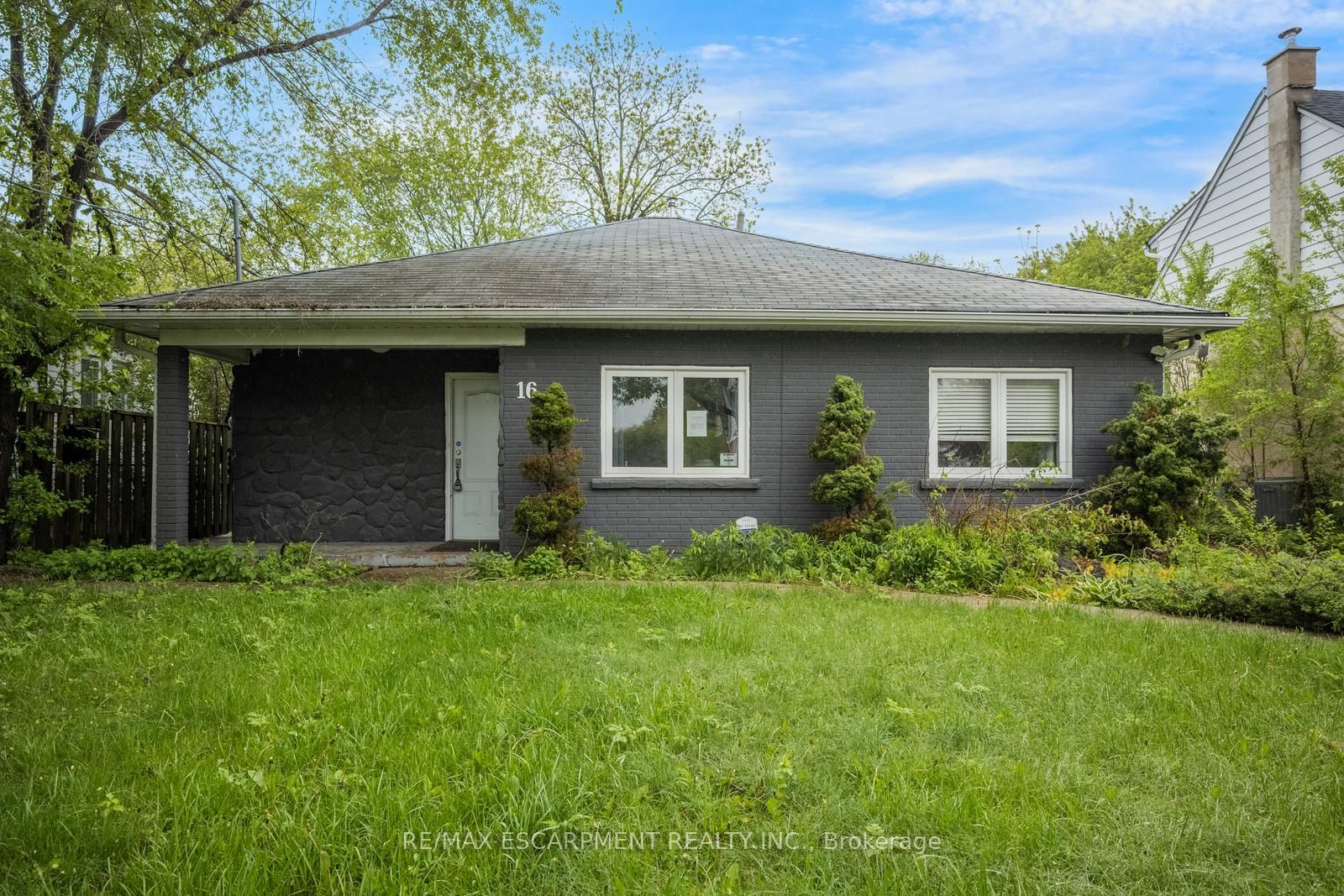 16 Woodward Avenue, Brampton, ON L6V 1K1 photo 4
