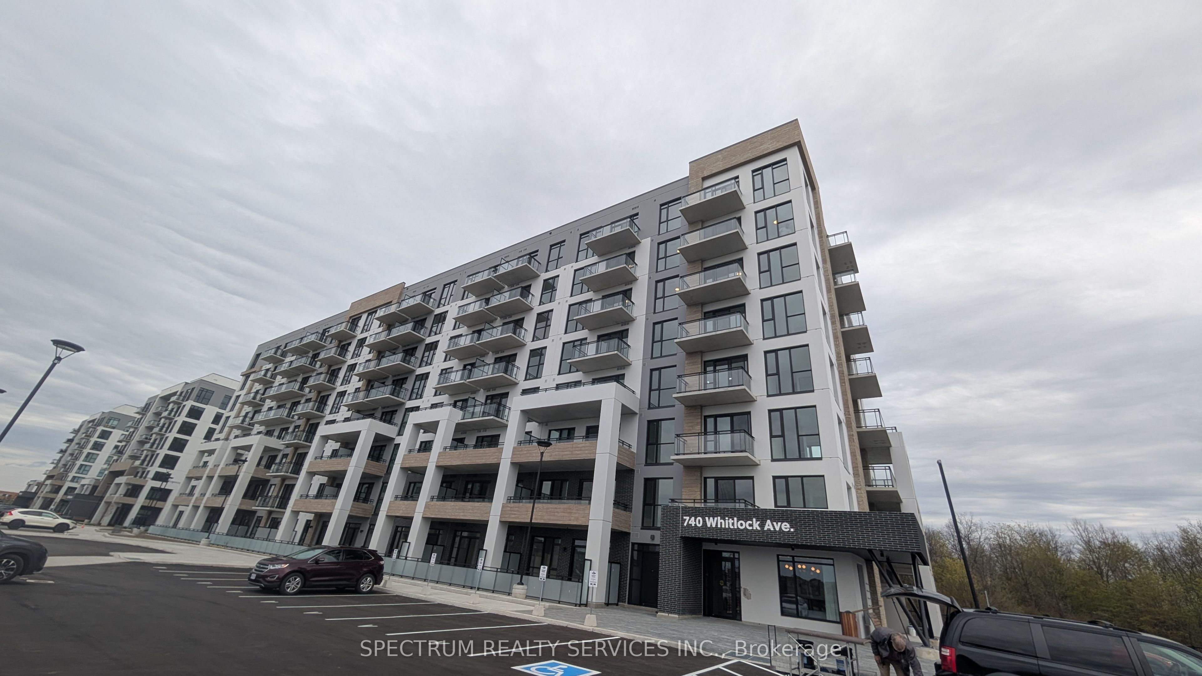 740 Whitlock Avenue 315, Milton, ON L9T 2X5