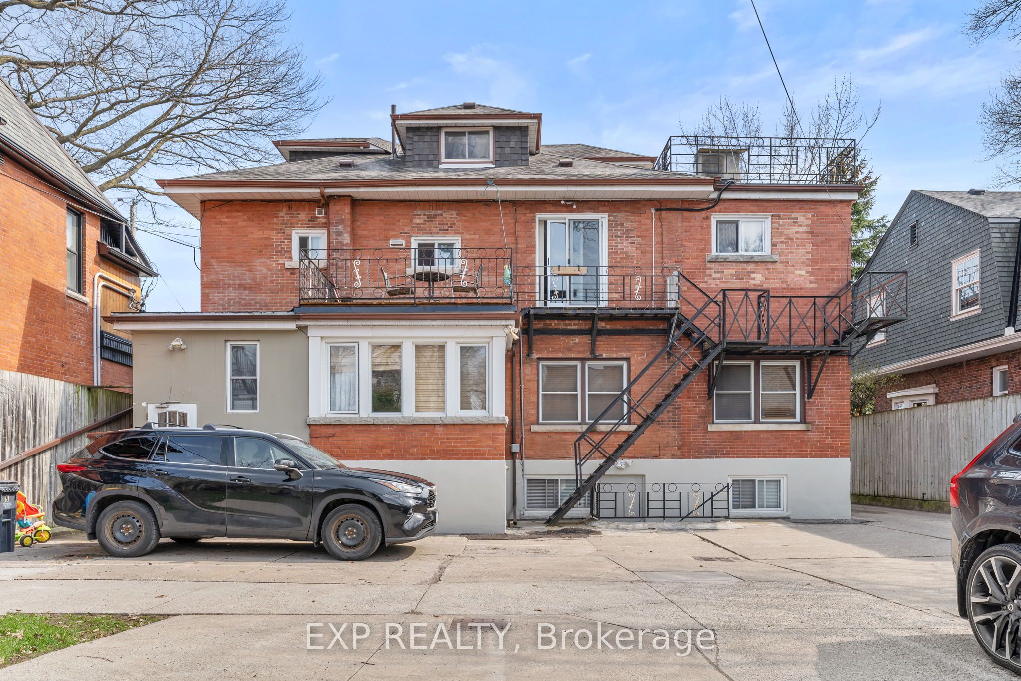 354 Annette Street, Toronto, ON M6P 1R5 photo 4