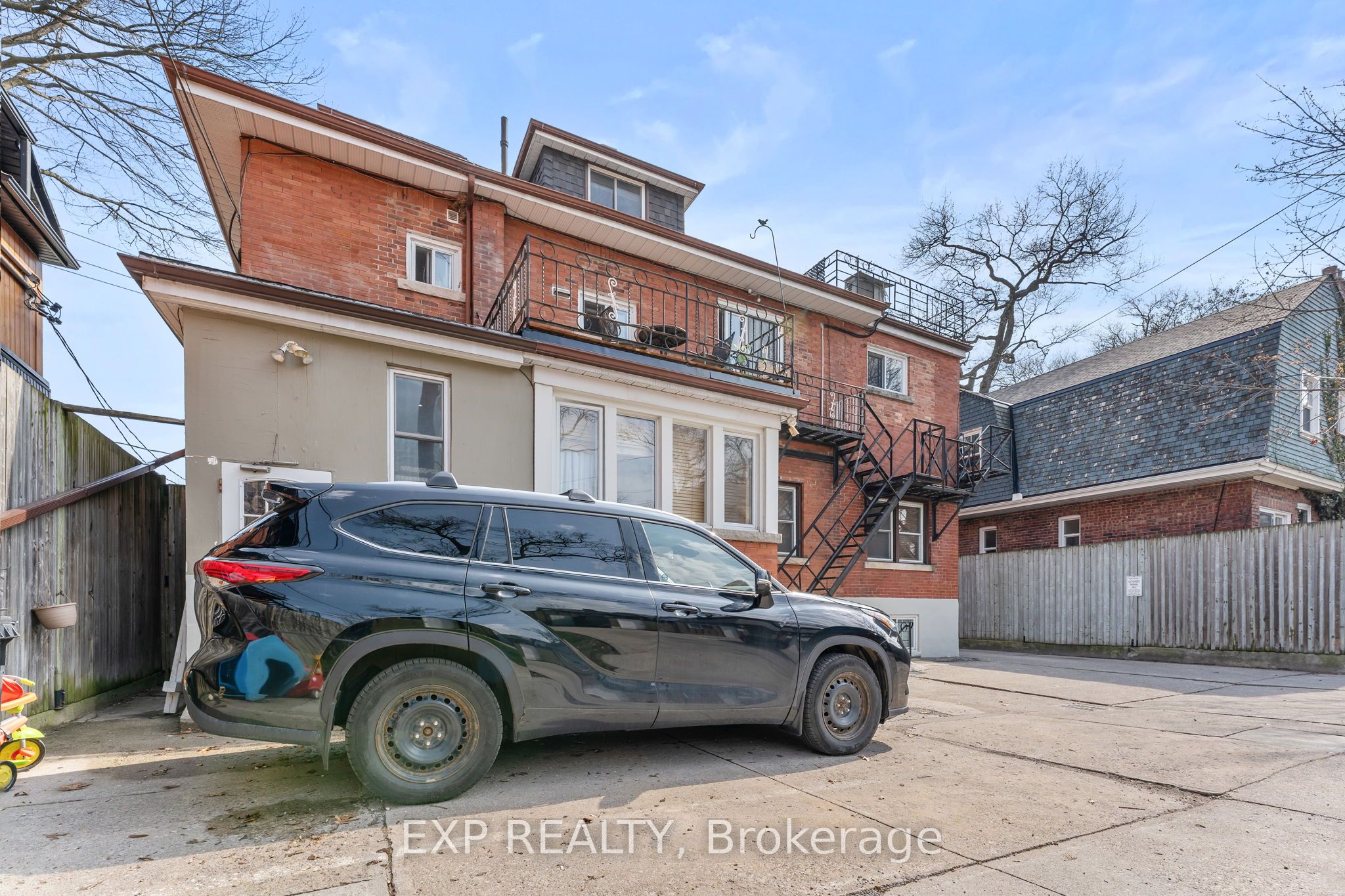 354 Annette Street, Toronto, ON M6P 1R5 photo 5
