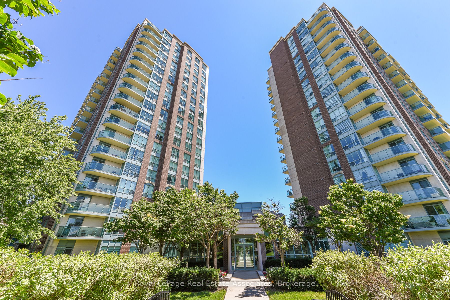 4879 Kimbermount Avenue 710, Mississauga, ON L5M 7R8