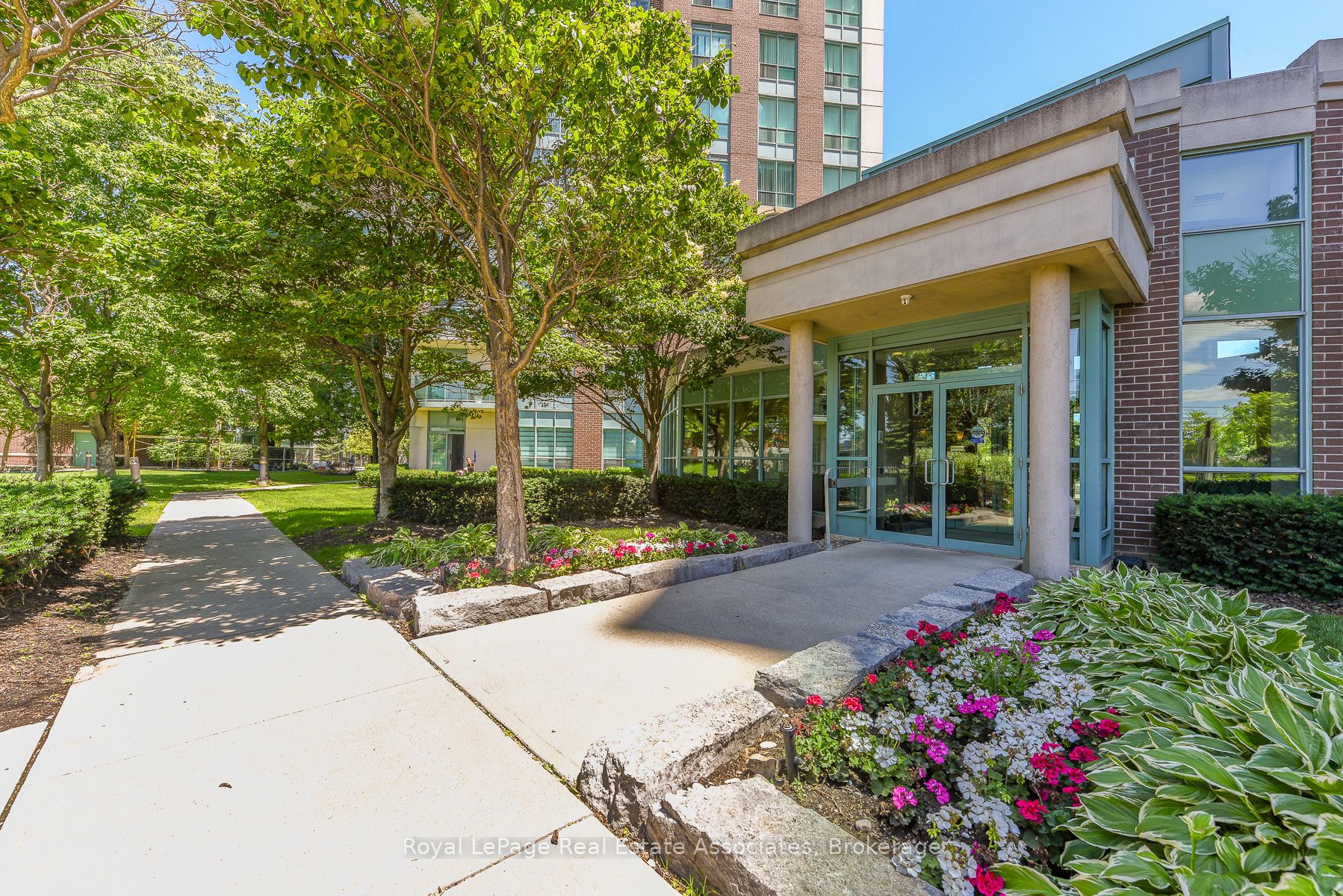 4879 Kimbermount Avenue 710, Mississauga, ON L5M 7R8 photo 3