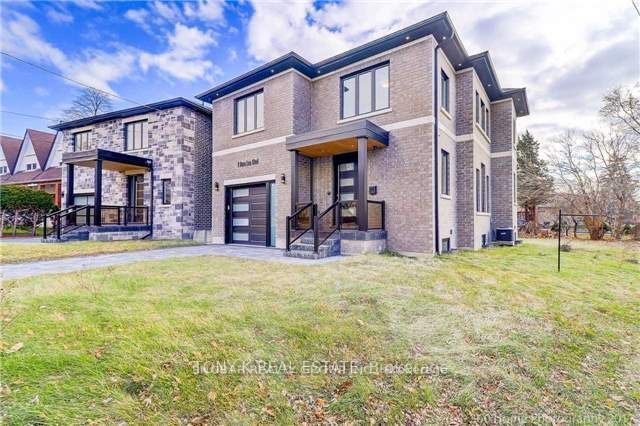 1 Aura Lea Boulevard, Toronto, ON M9M 1K2 photo 2