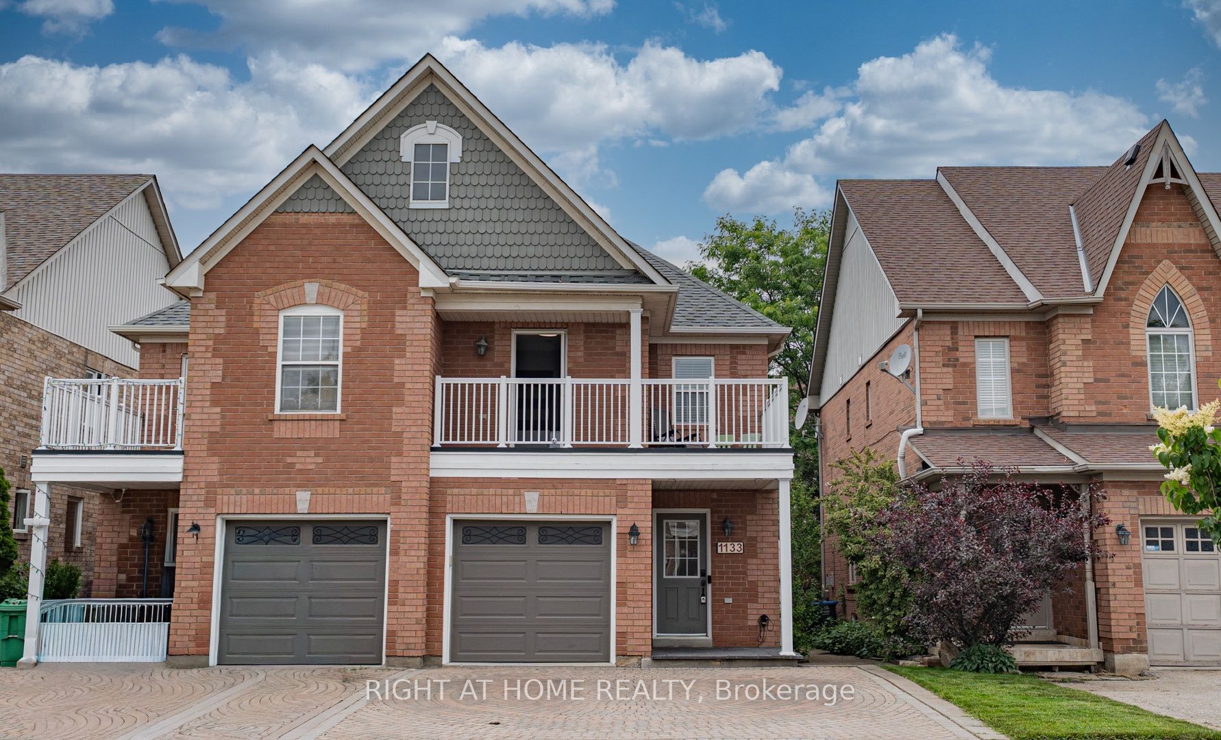 1133 Hickory Hollow Glen, Mississauga, ON L5W 1J4 photo 3
