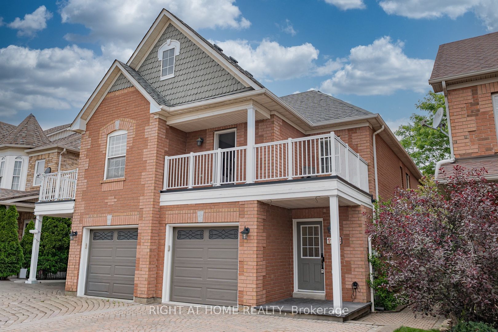 1133 Hickory Hollow Glen, Mississauga, ON L5W 1J4 photo 4
