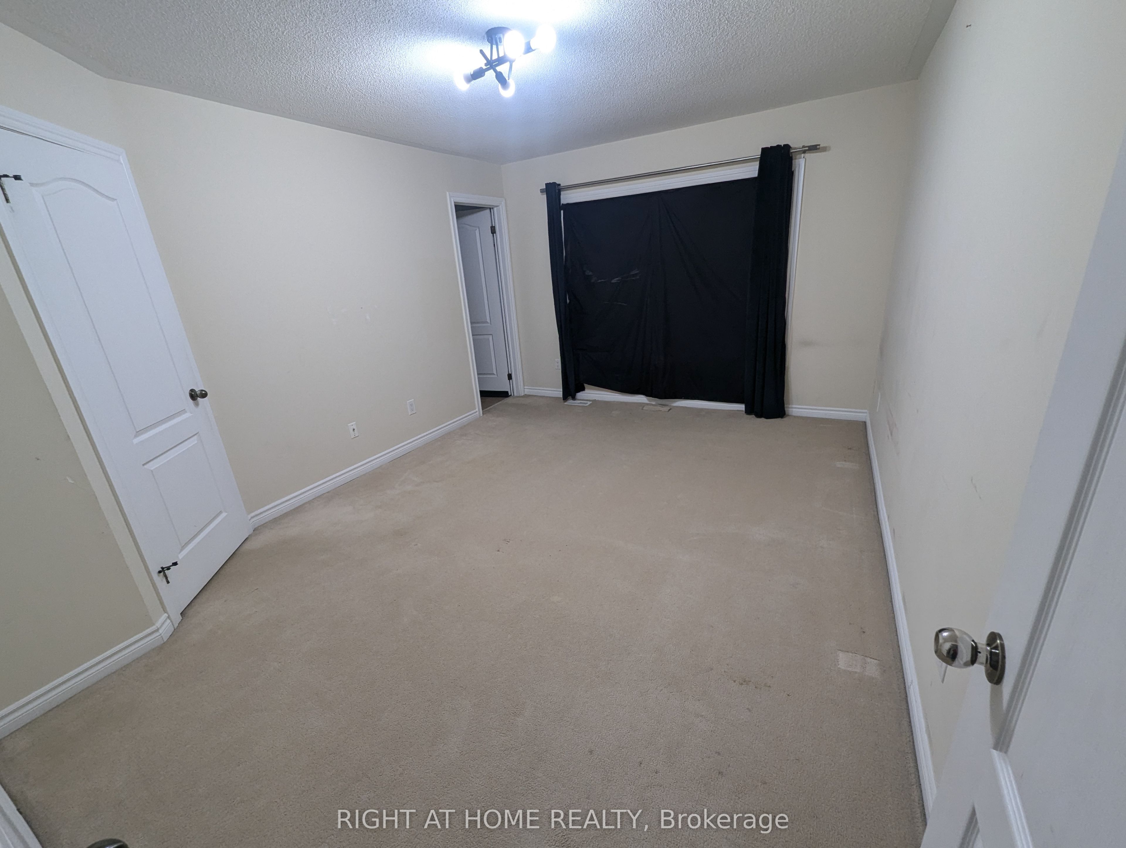 3038 HAINES Road 55, Mississauga, ON L4Y 0C8 photo 5
