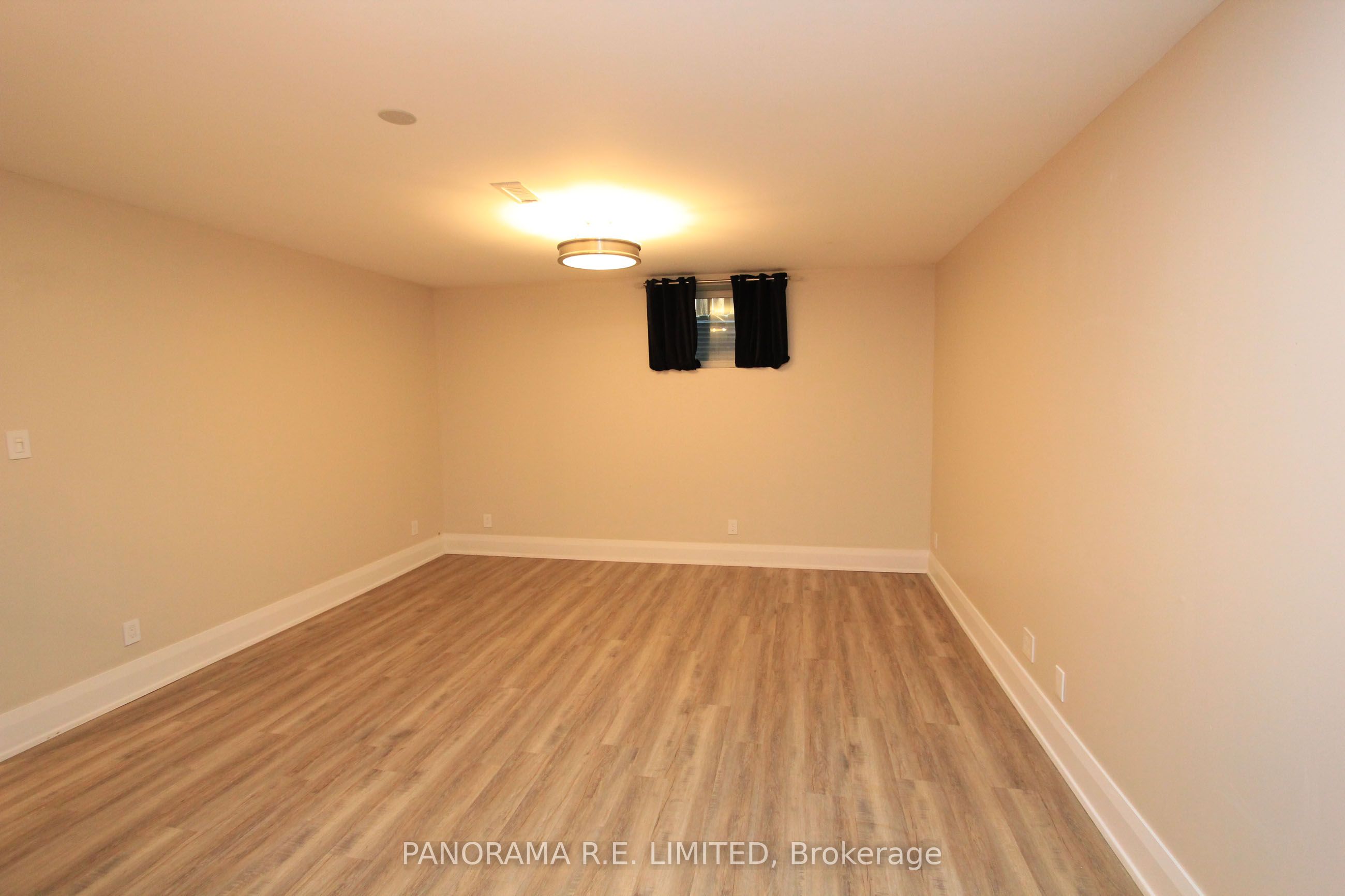57 Renown Road Bsmt, Toronto, ON M9A 2E6 photo 4