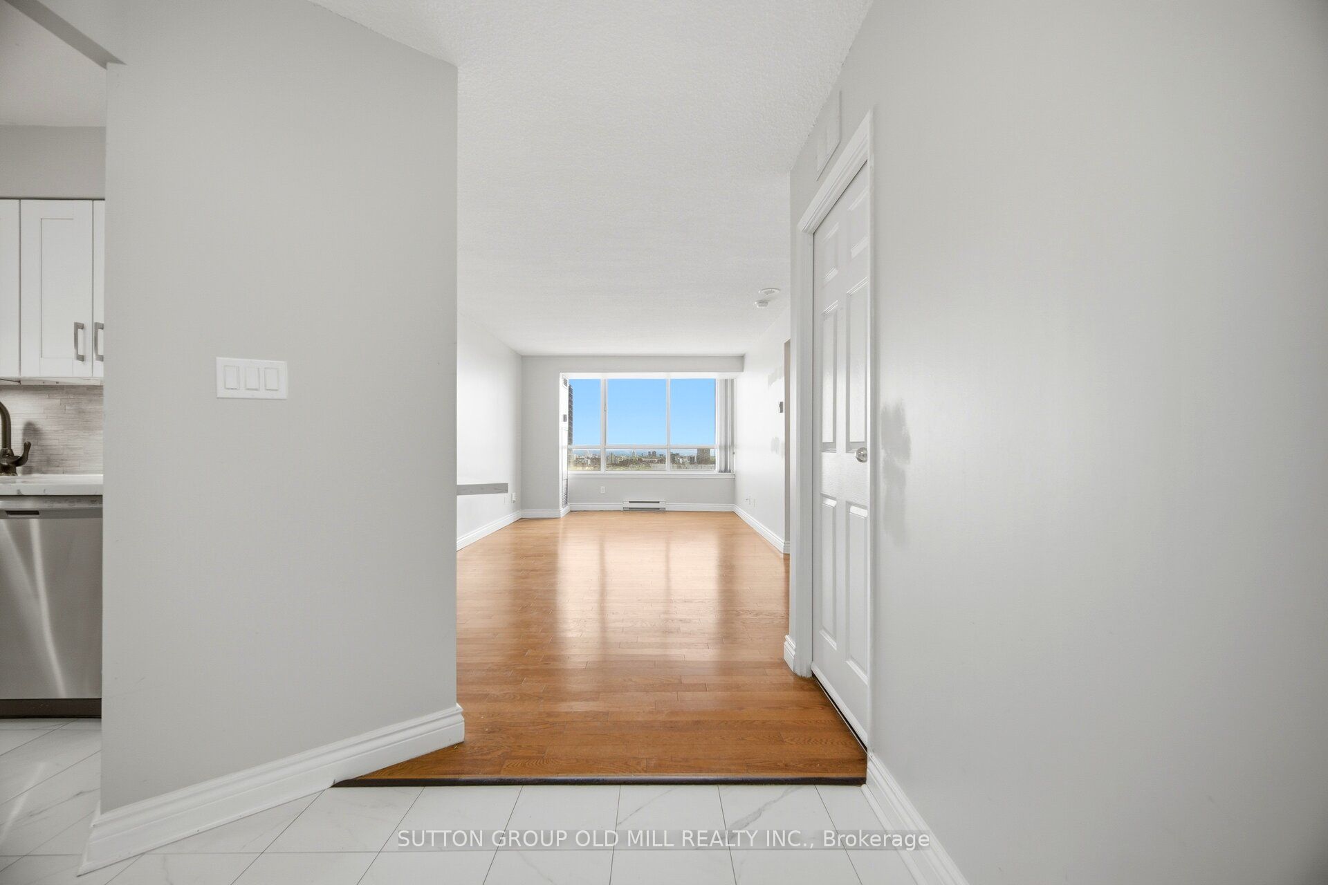 3605 Kariya Drive 1812, Mississauga, ON L5B 3J4 photo 4