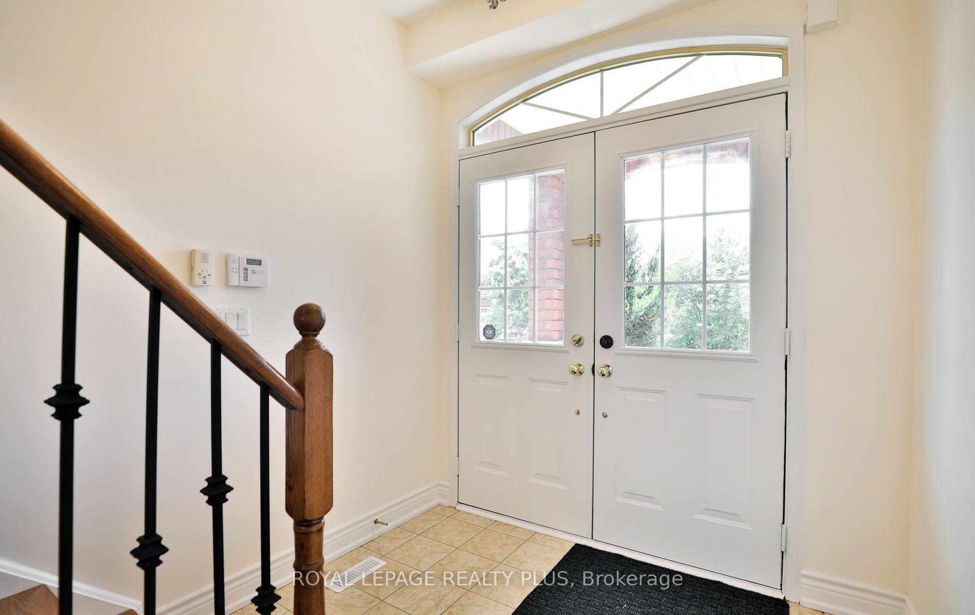 3877 Stardust Drive, Mississauga, ON L5M 7Z9 photo 5