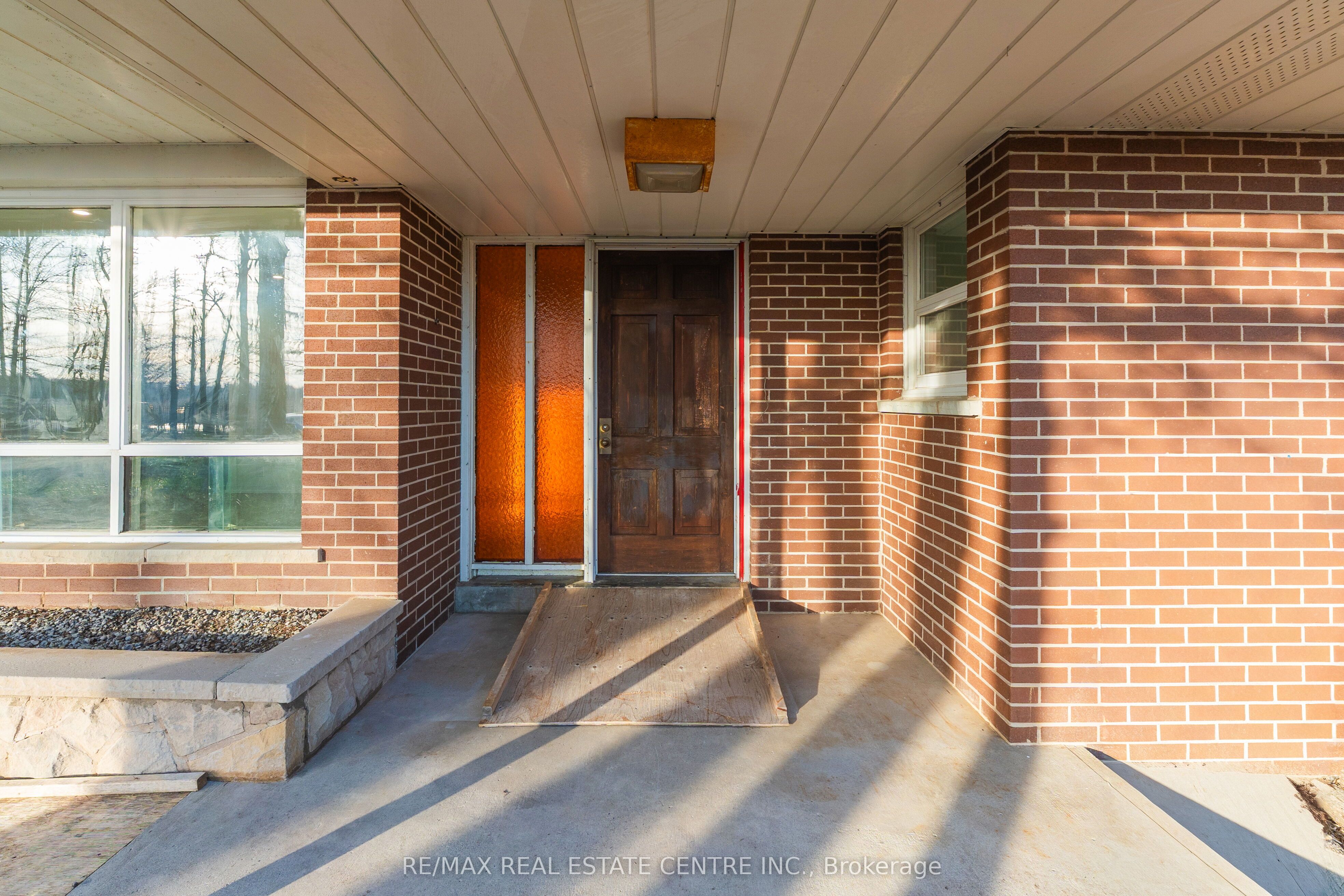 8449 8th Line, Halton Hills, ON L7G 4S5 photo 3