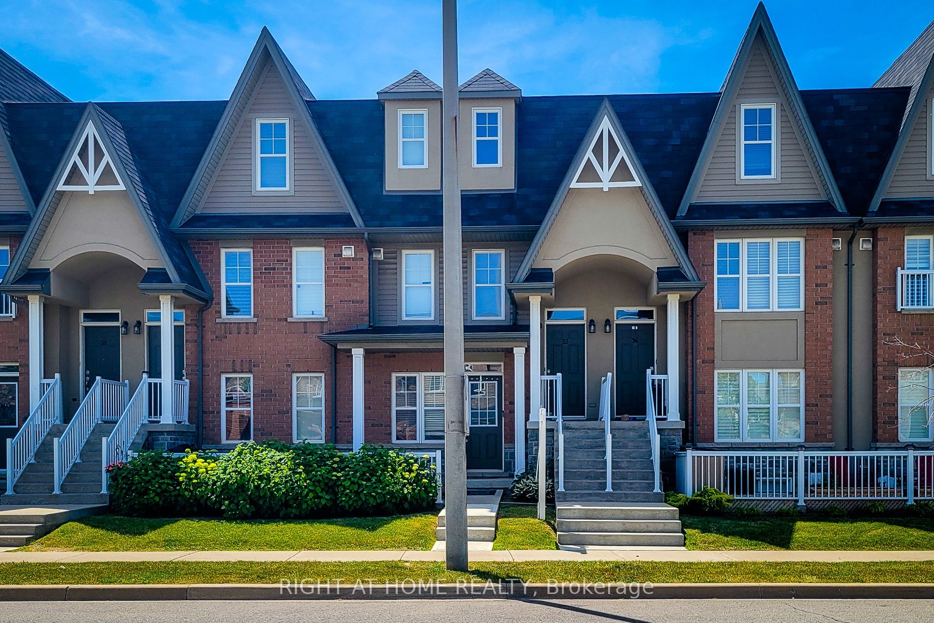 1380 Costigan Road 33, Milton, ON L9T 8L2 photo 2