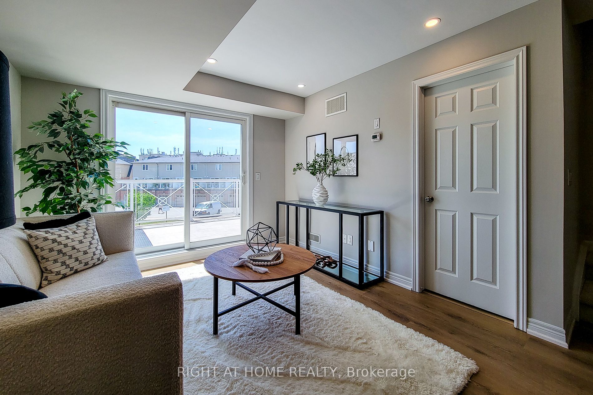 1380 Costigan Road 33, Milton, ON L9T 8L2 photo 4