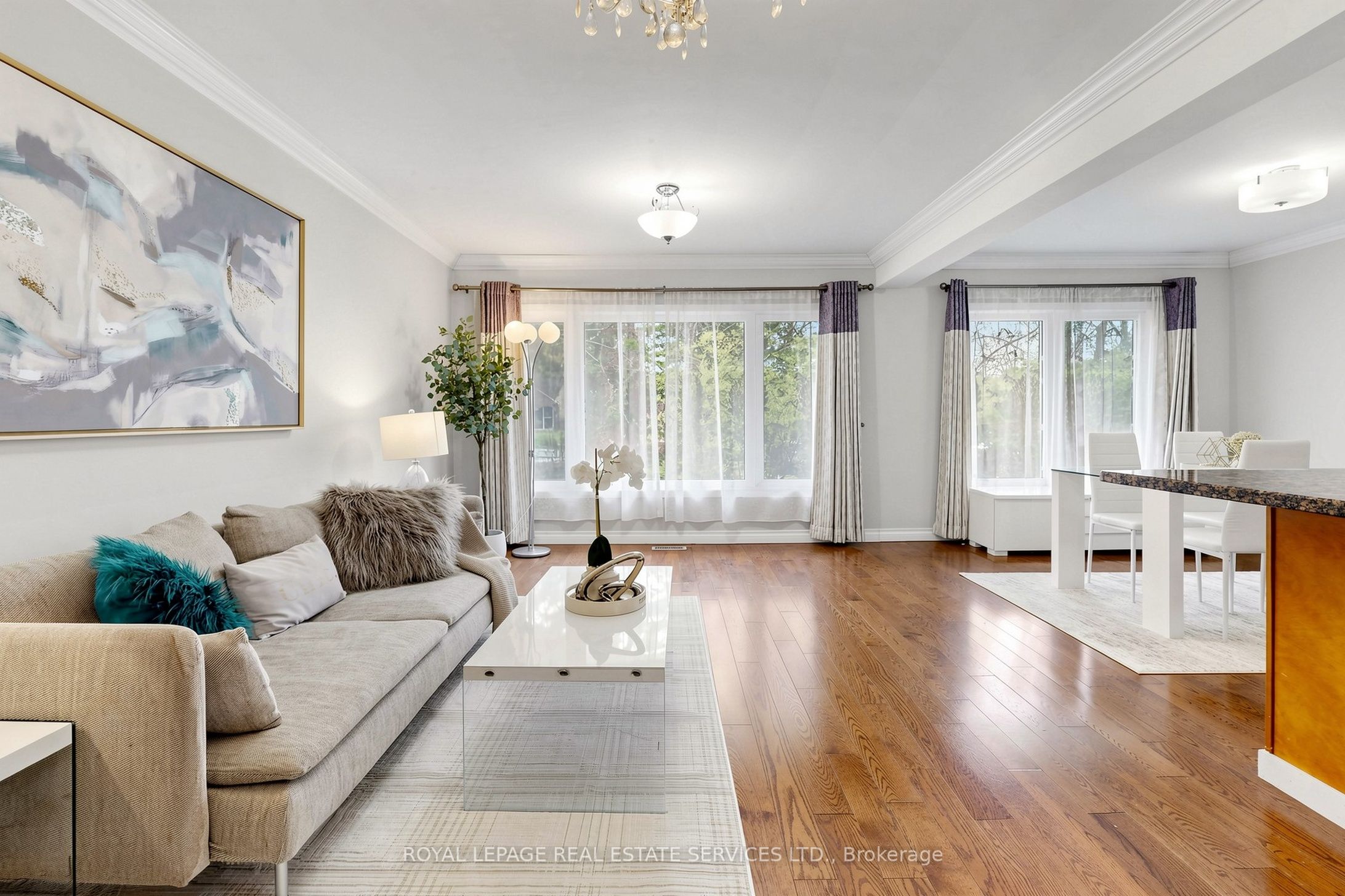 3009 O'Hagan Drive, Mississauga, ON L5C 2C4 photo 3