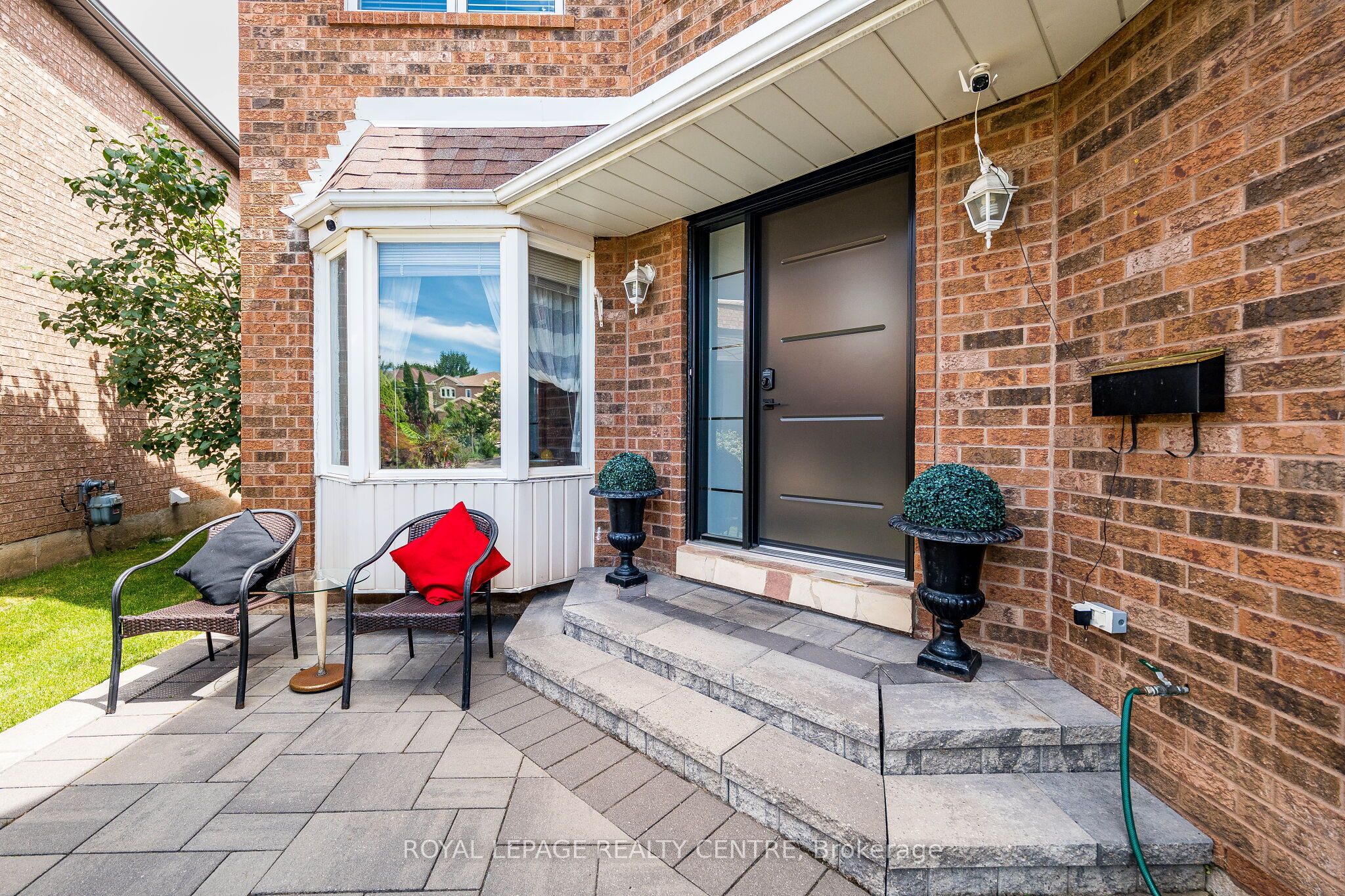 3211 Dovetail Mews, Mississauga, ON L5L 5K4 photo 3