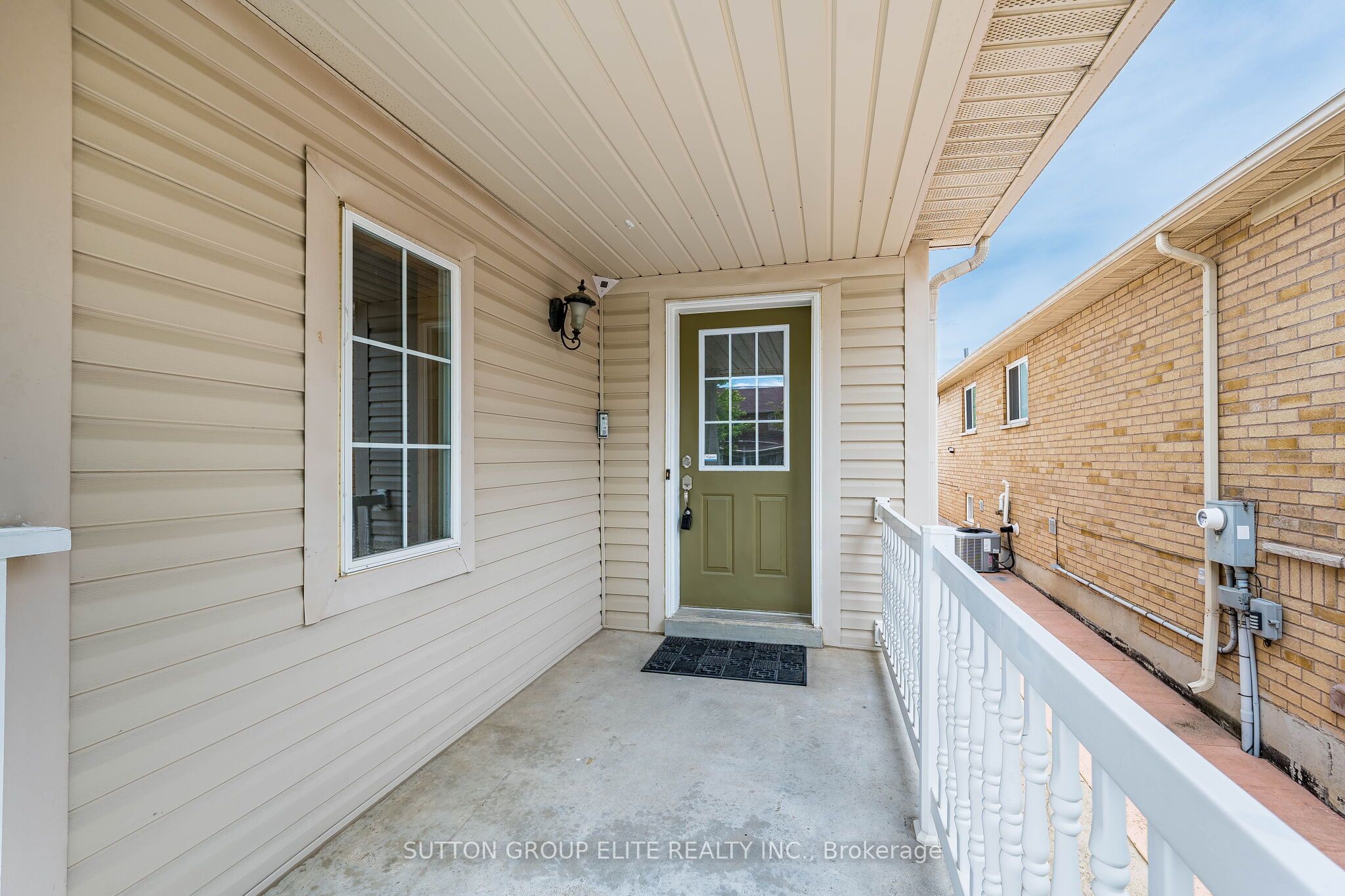 69 Legend Lane, Brampton, ON L6X 5B6 photo 3
