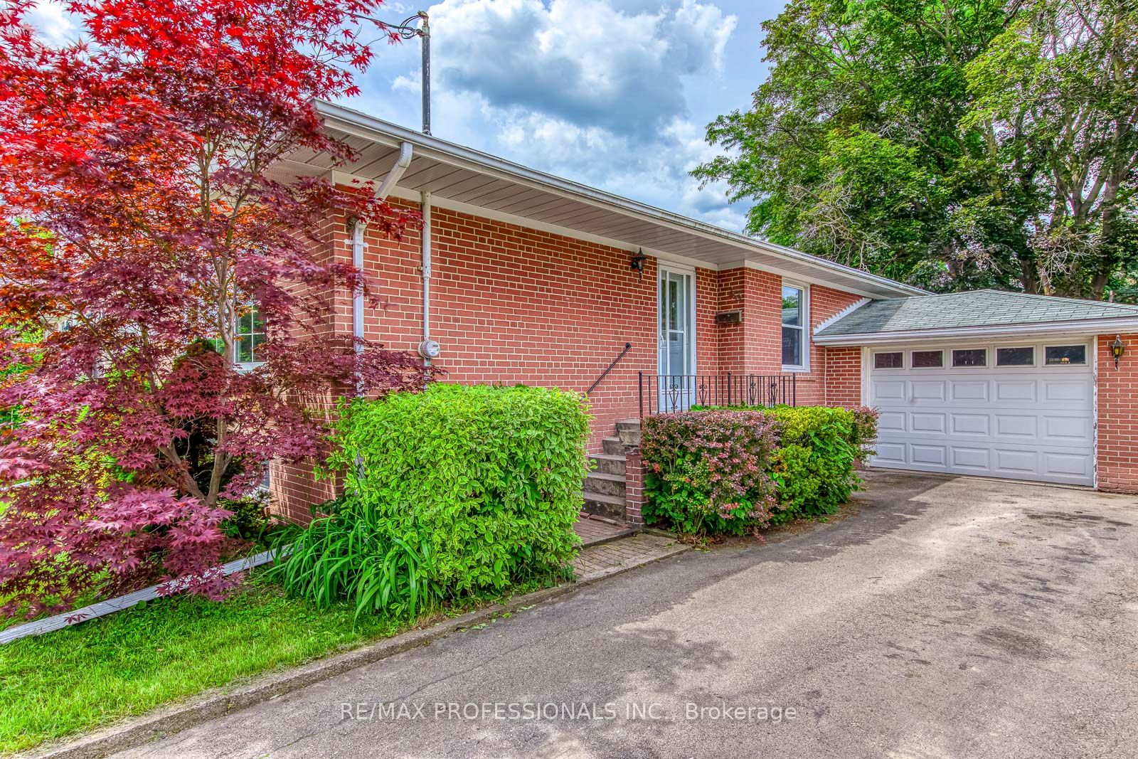 43 Belgate Place, Toronto, ON M9C 3Y5 photo 4