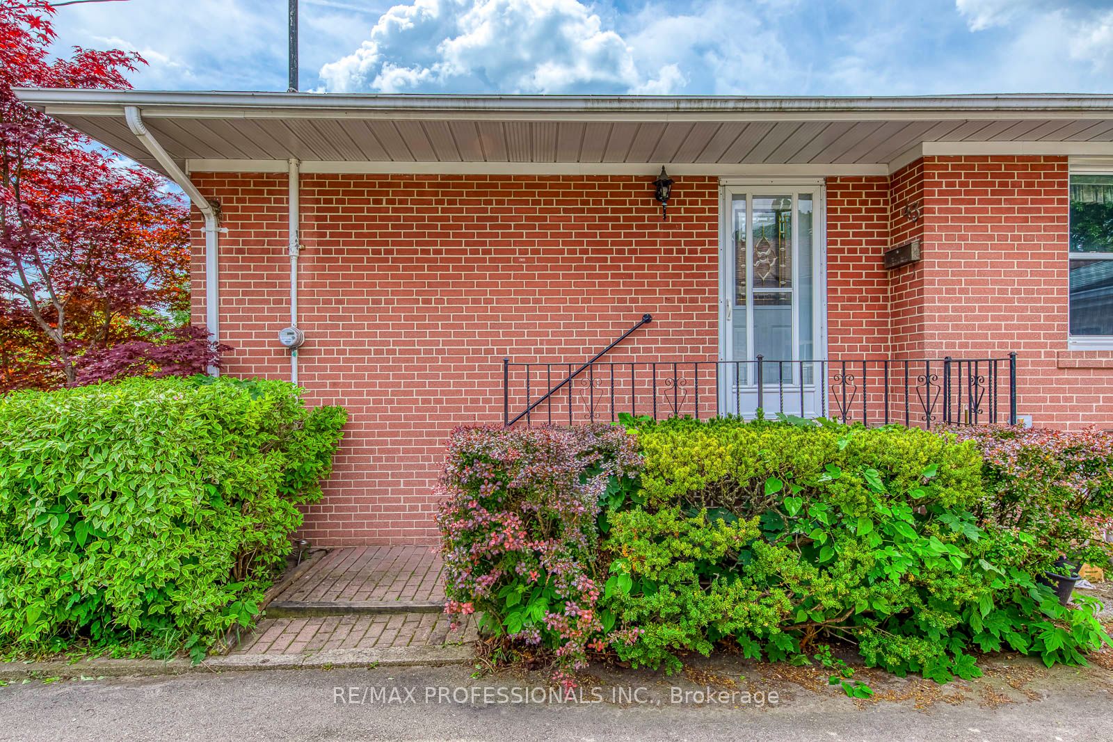 43 Belgate Place, Toronto, ON M9C 3Y5 photo 5